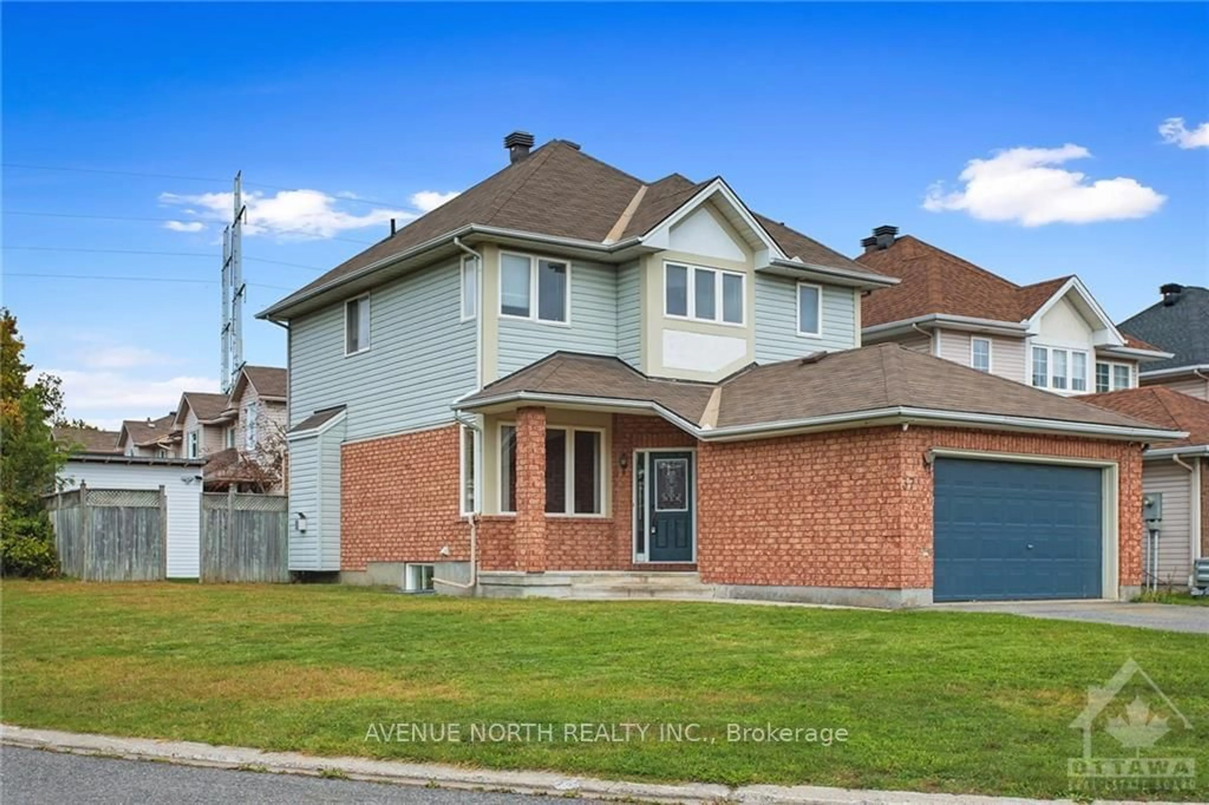 Frontside or backside of a home, the street view for 37 STONEMEADOW Dr, Kanata Ontario K2M 2J8