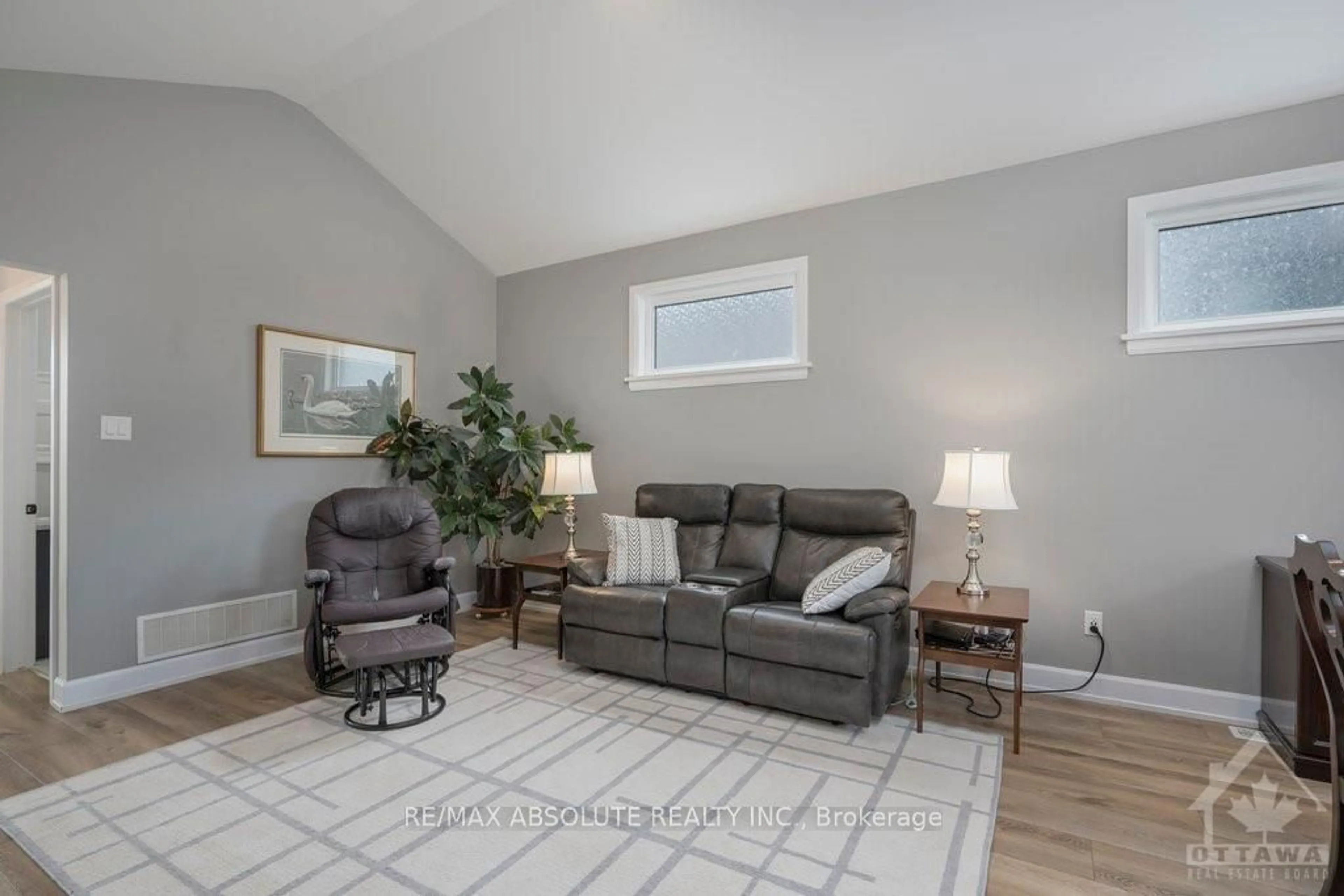 Living room, wood floors for 161 LYON St, Russell Ontario K0A 1W0