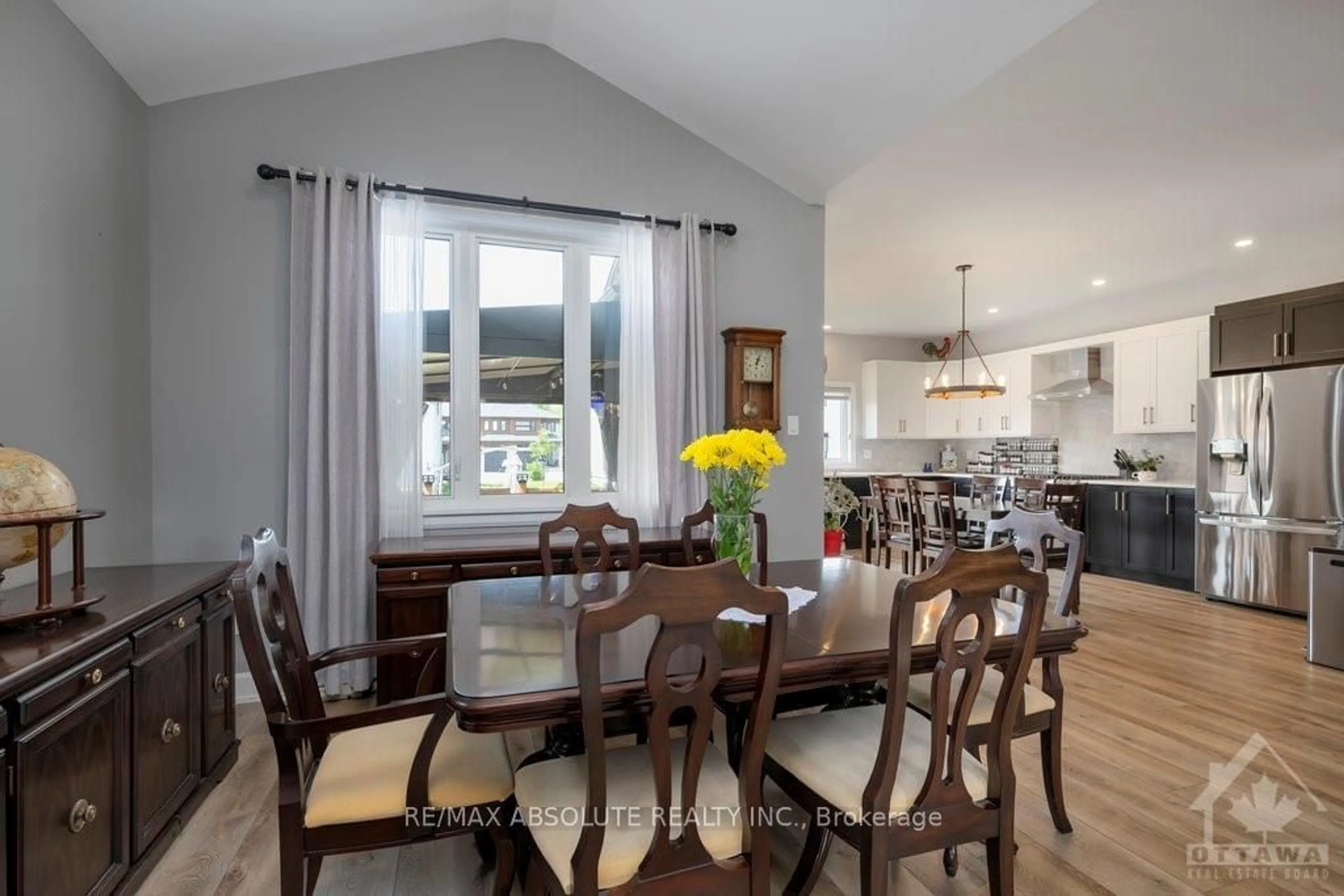 Dining room, wood floors, cottage for 161 LYON St, Russell Ontario K0A 1W0