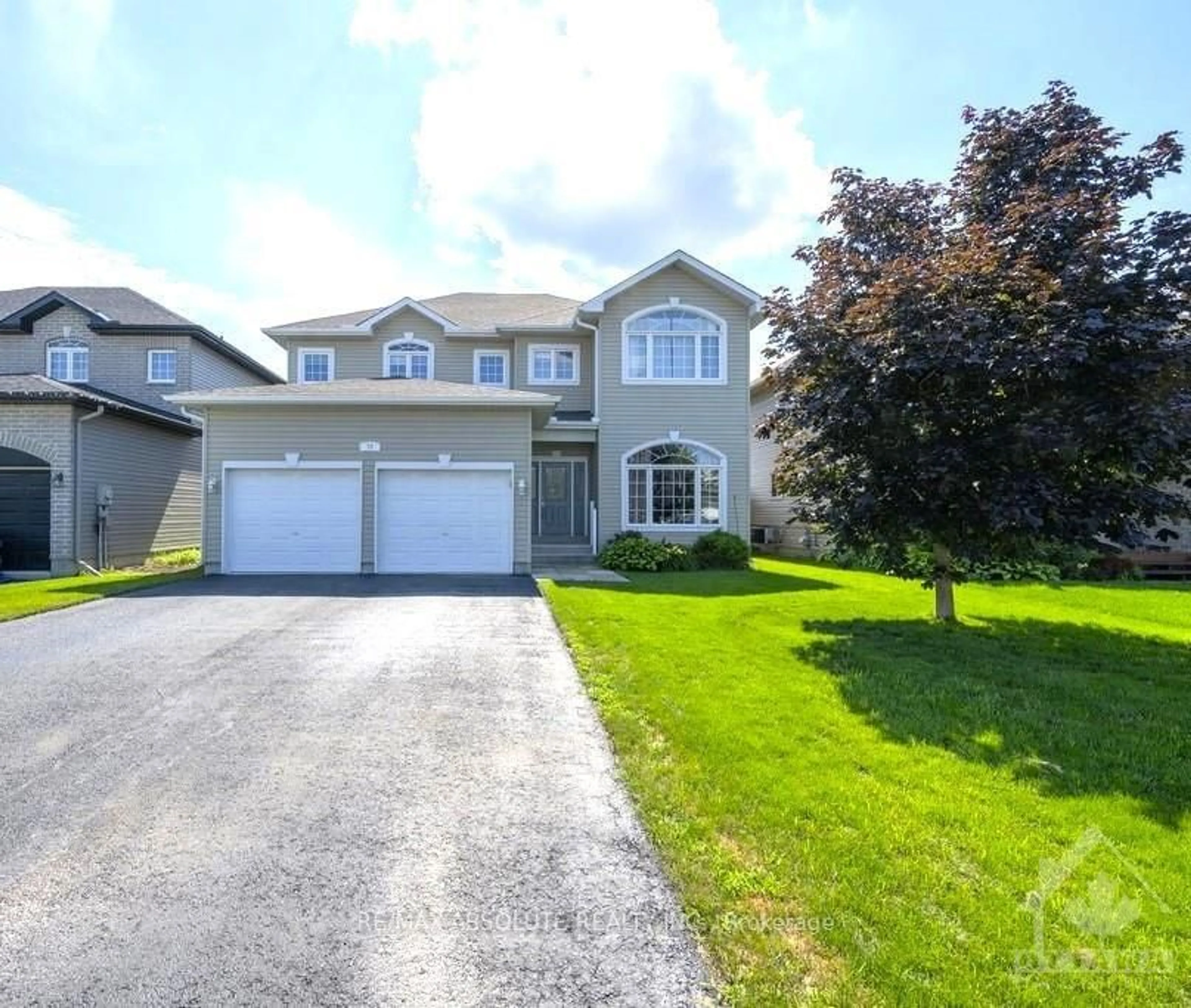 Frontside or backside of a home, the street view for 77 CARTER Cres, Arnprior Ontario K7S 0C4