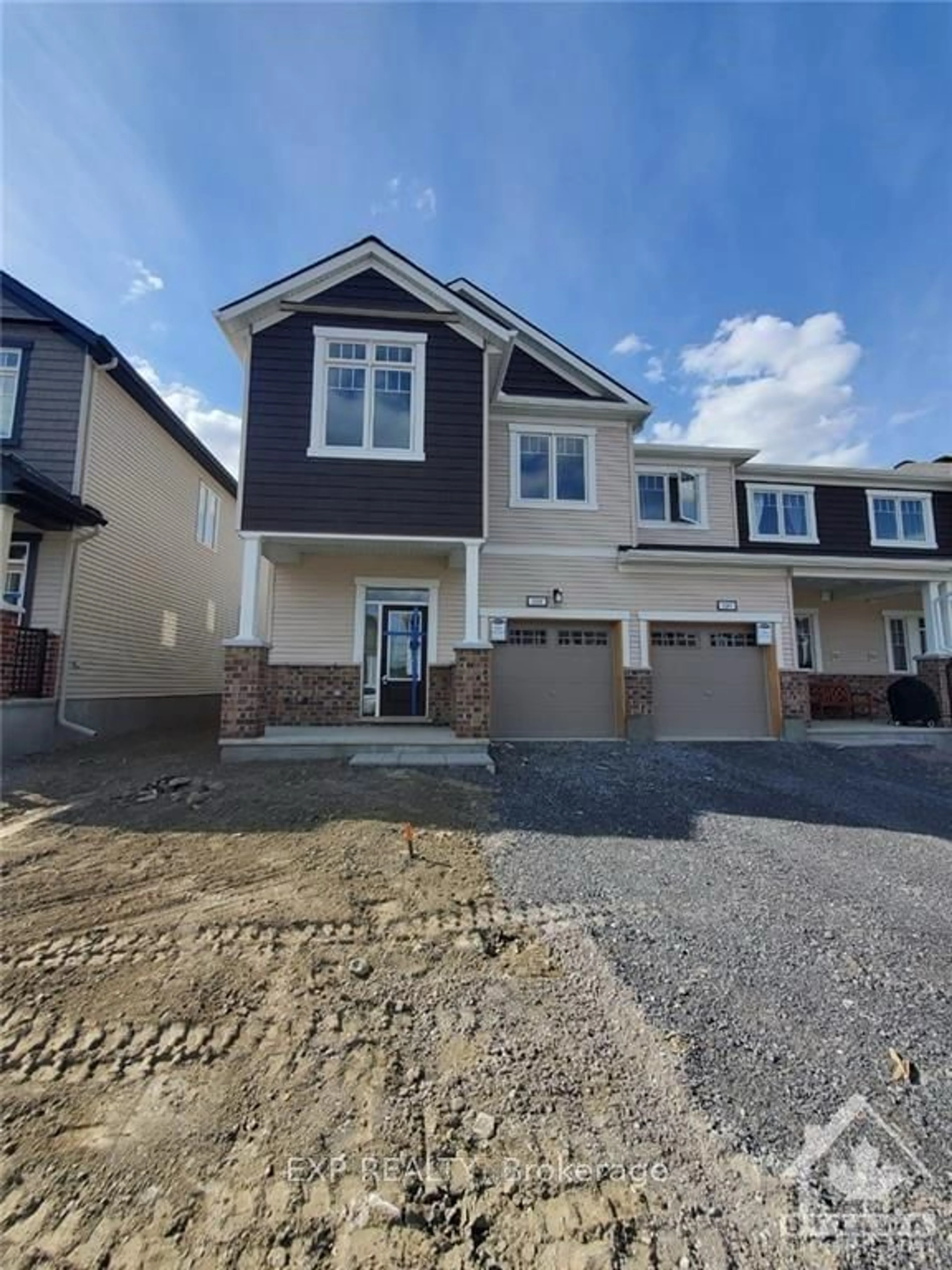 Frontside or backside of a home, the street view for 522 FLAGSTAFF Dr, Barrhaven Ontario K2J 6W1