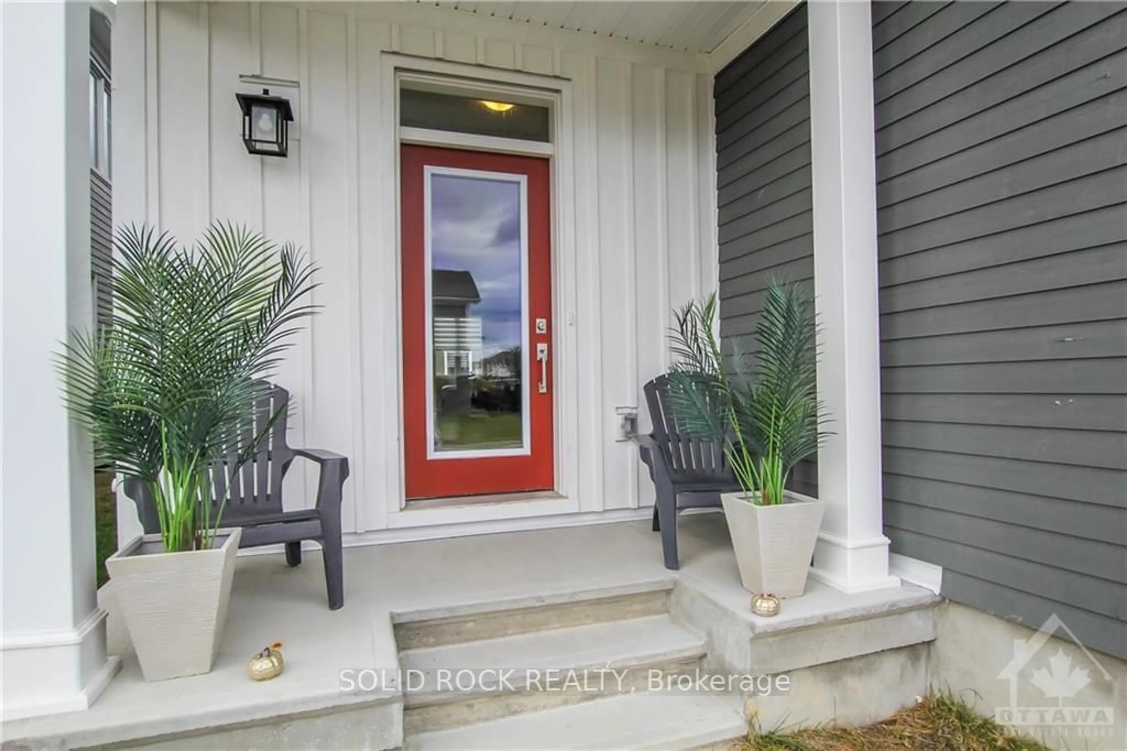 Indoor entryway, wood floors for 224 PURSUIT Terr, Stittsville - Munster - Richmond Ontario K0A 2Z0