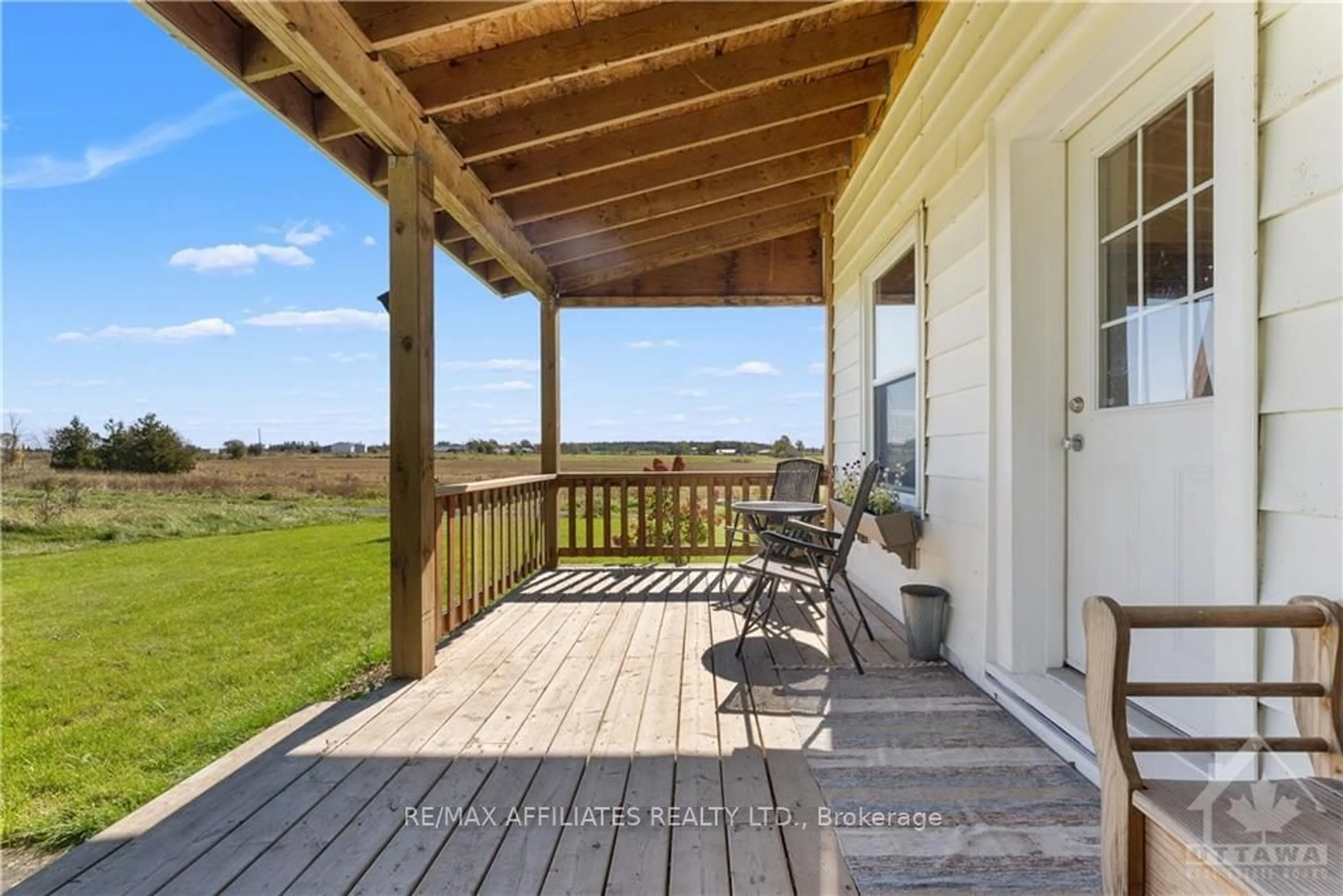 Patio, cottage for 839 BLAKENEY Rd, Mississippi Mills Ontario K0A 2X0