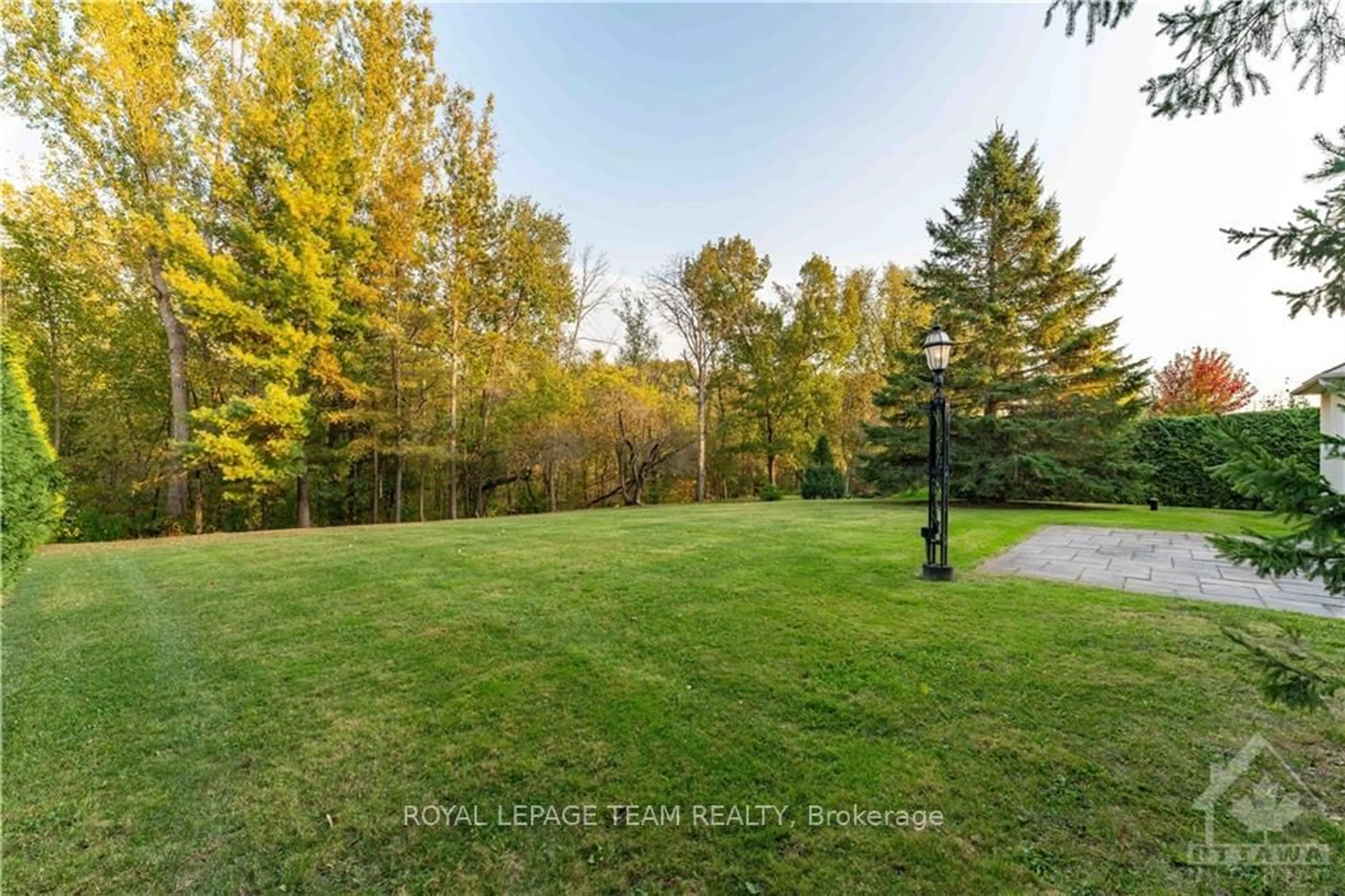 Patio, forest/trees view for 5422 WADELL Crt, Manotick - Kars - Rideau Twp and Area Ontario K4M 1L3