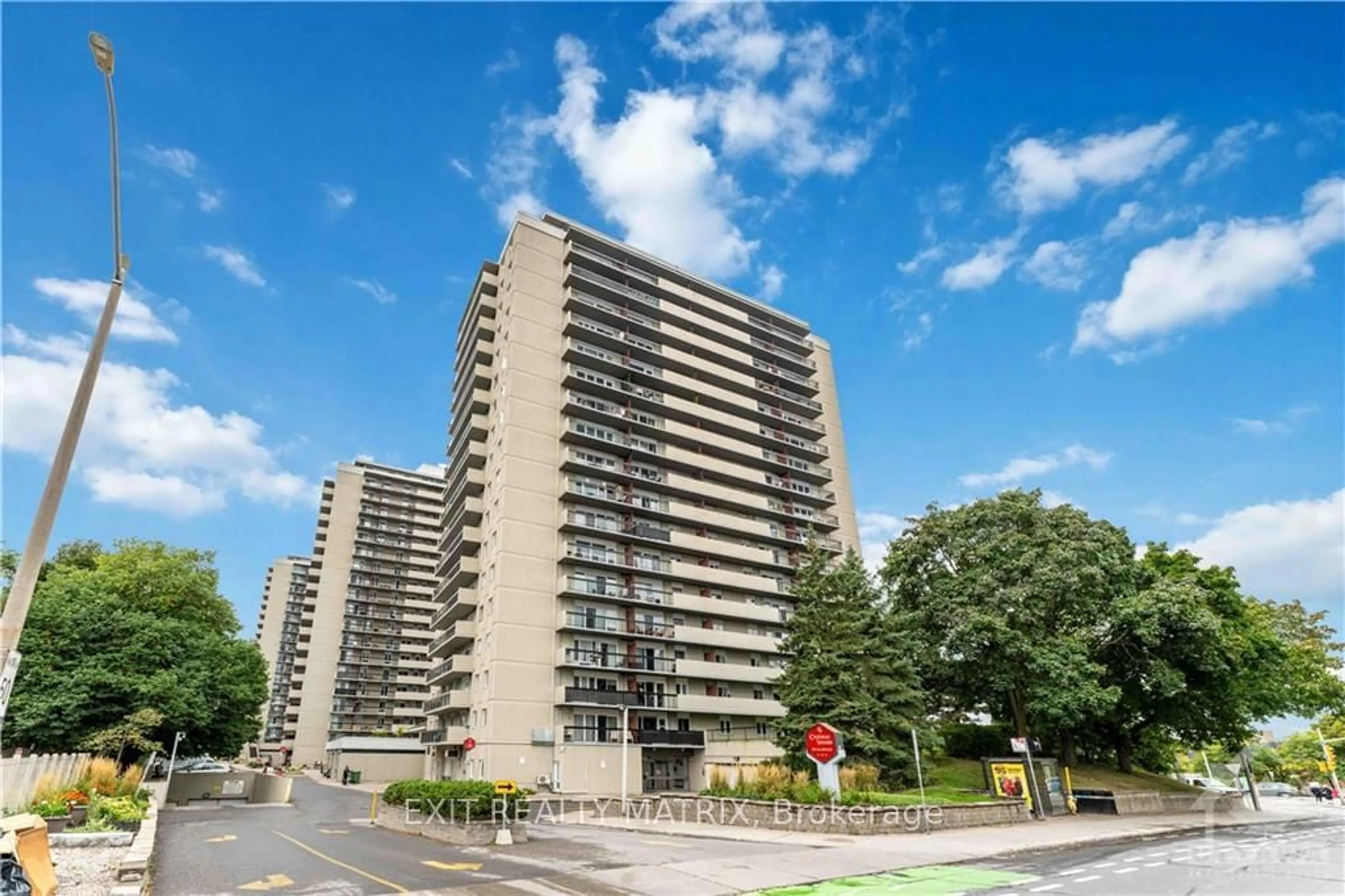 A pic from exterior of the house or condo, the front or back of building for 158A MCARTHUR Ave #1208, Vanier and Kingsview Park Ontario K1L 8C9