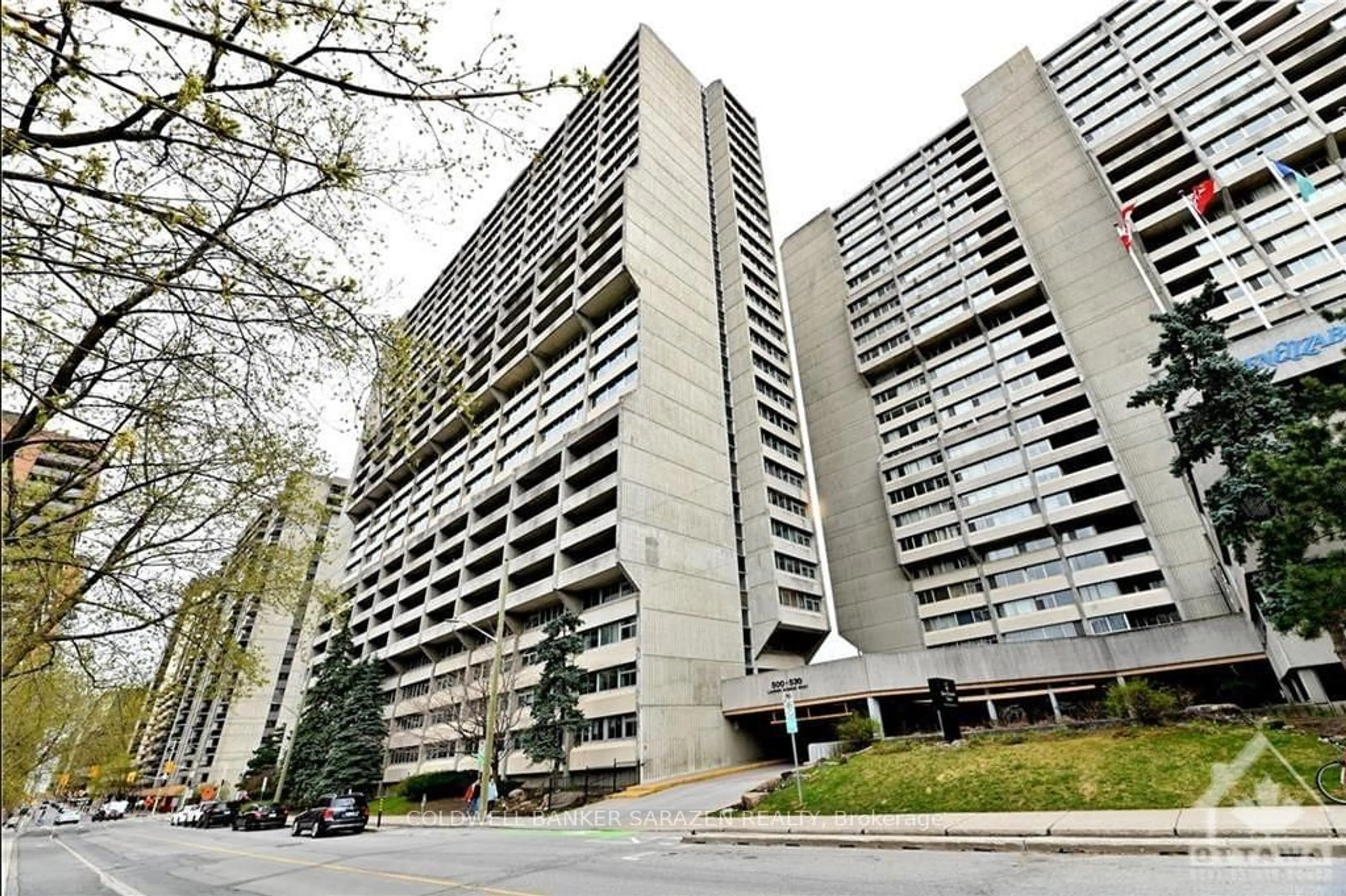 A pic from exterior of the house or condo, the front or back of building for 500 LAURIER Ave #2203, Ottawa Centre Ontario K1R 5E1