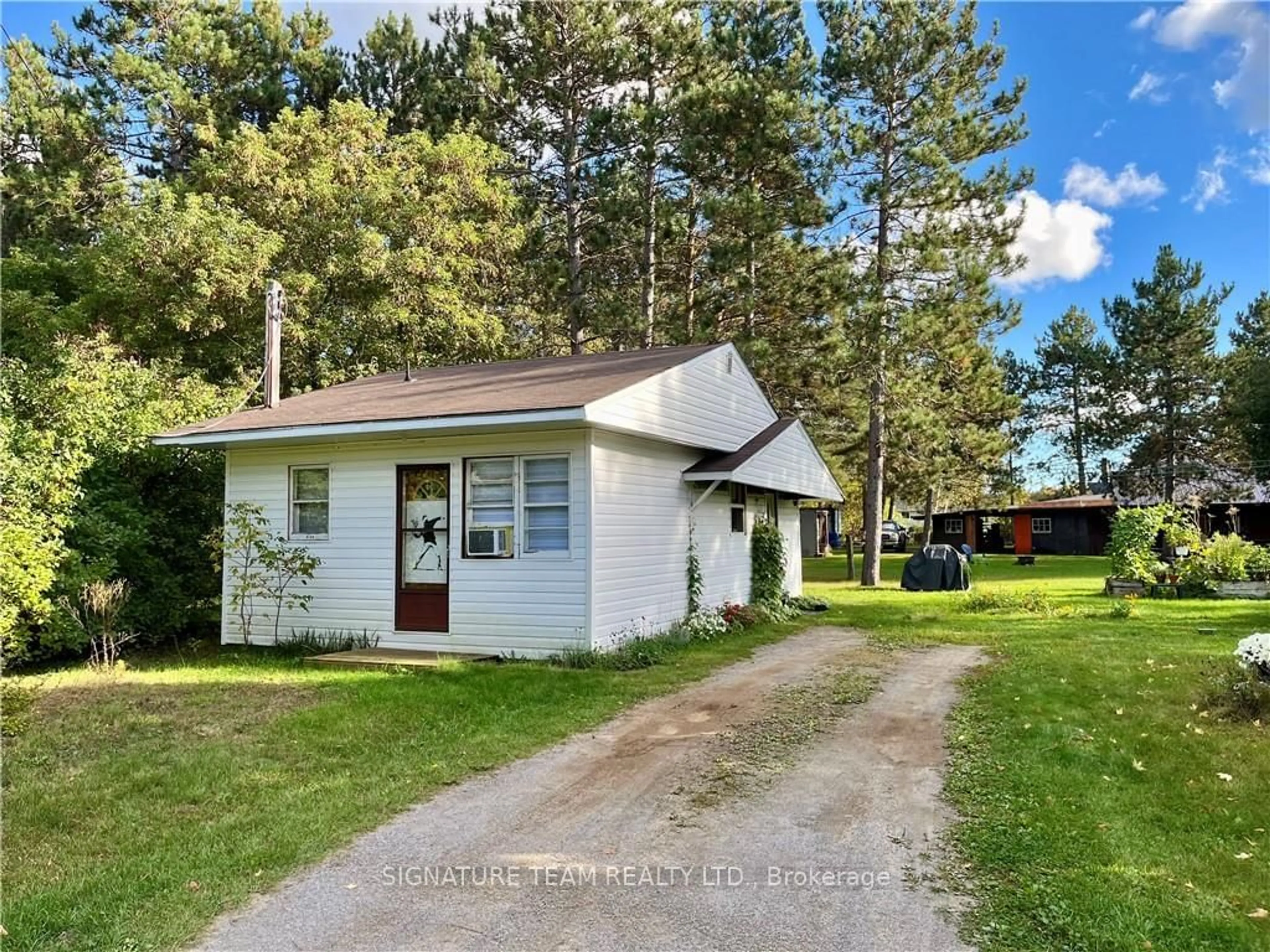 Frontside or backside of a home, cottage for 6-14 PINETREE Lane, Bonnechere Valley Ontario K0J 1T0