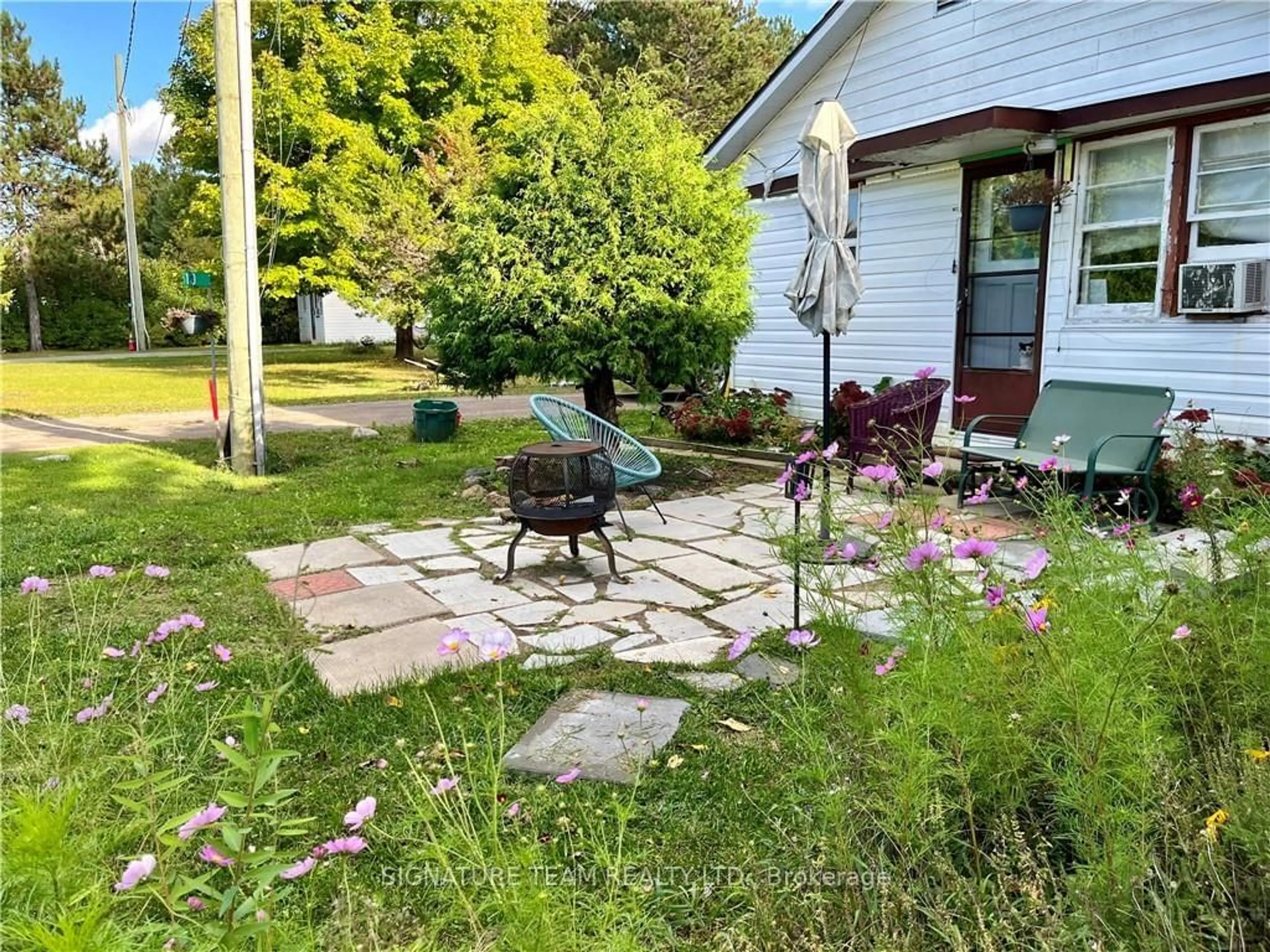 Patio, the fenced backyard for 6-14 PINETREE Lane, Bonnechere Valley Ontario K0J 1T0