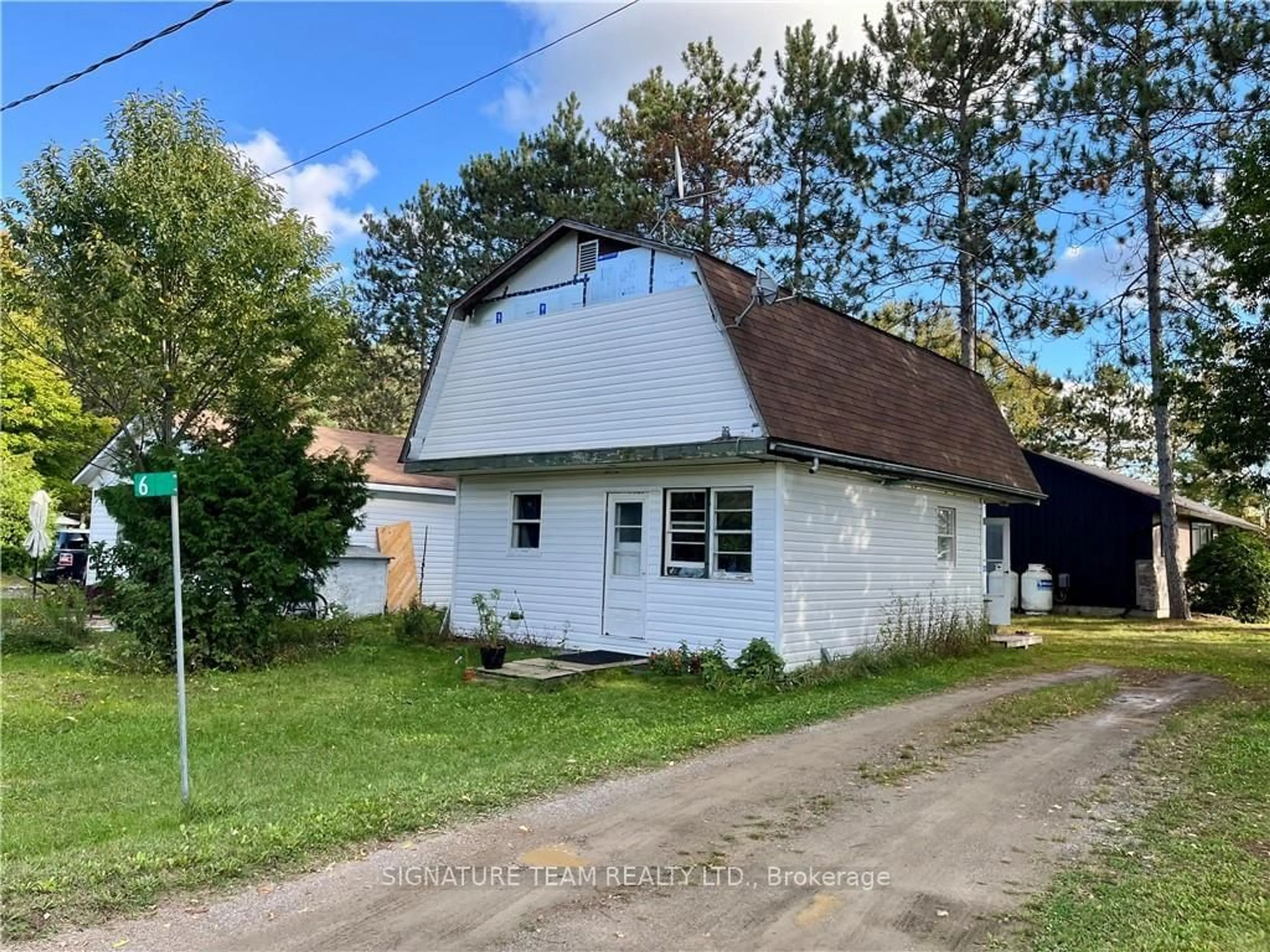 Frontside or backside of a home, cottage for 6-14 PINETREE Lane, Bonnechere Valley Ontario K0J 1T0