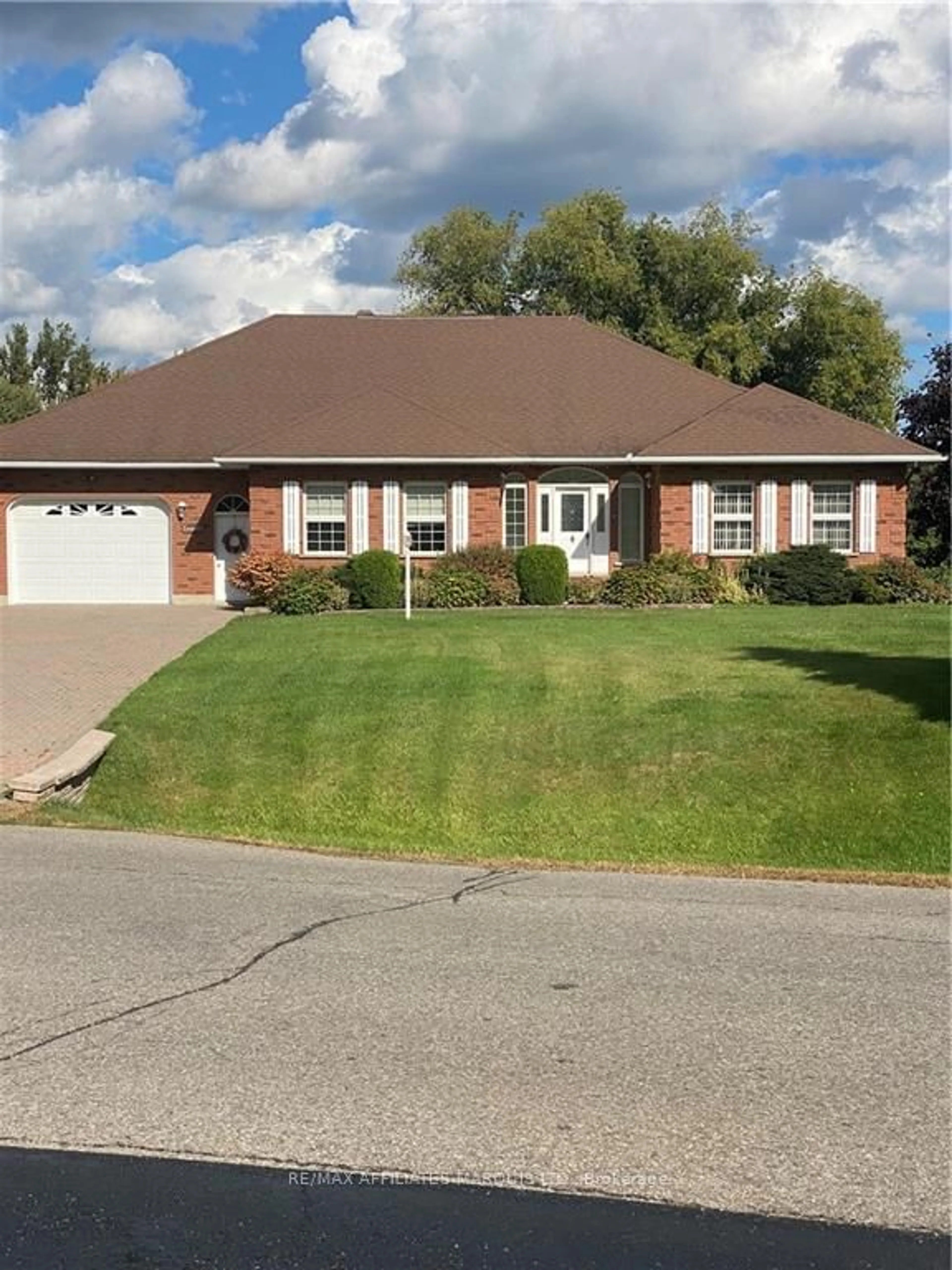 Home with brick exterior material for 3 STEWARD Dr, South Dundas Ontario K0C 1X0