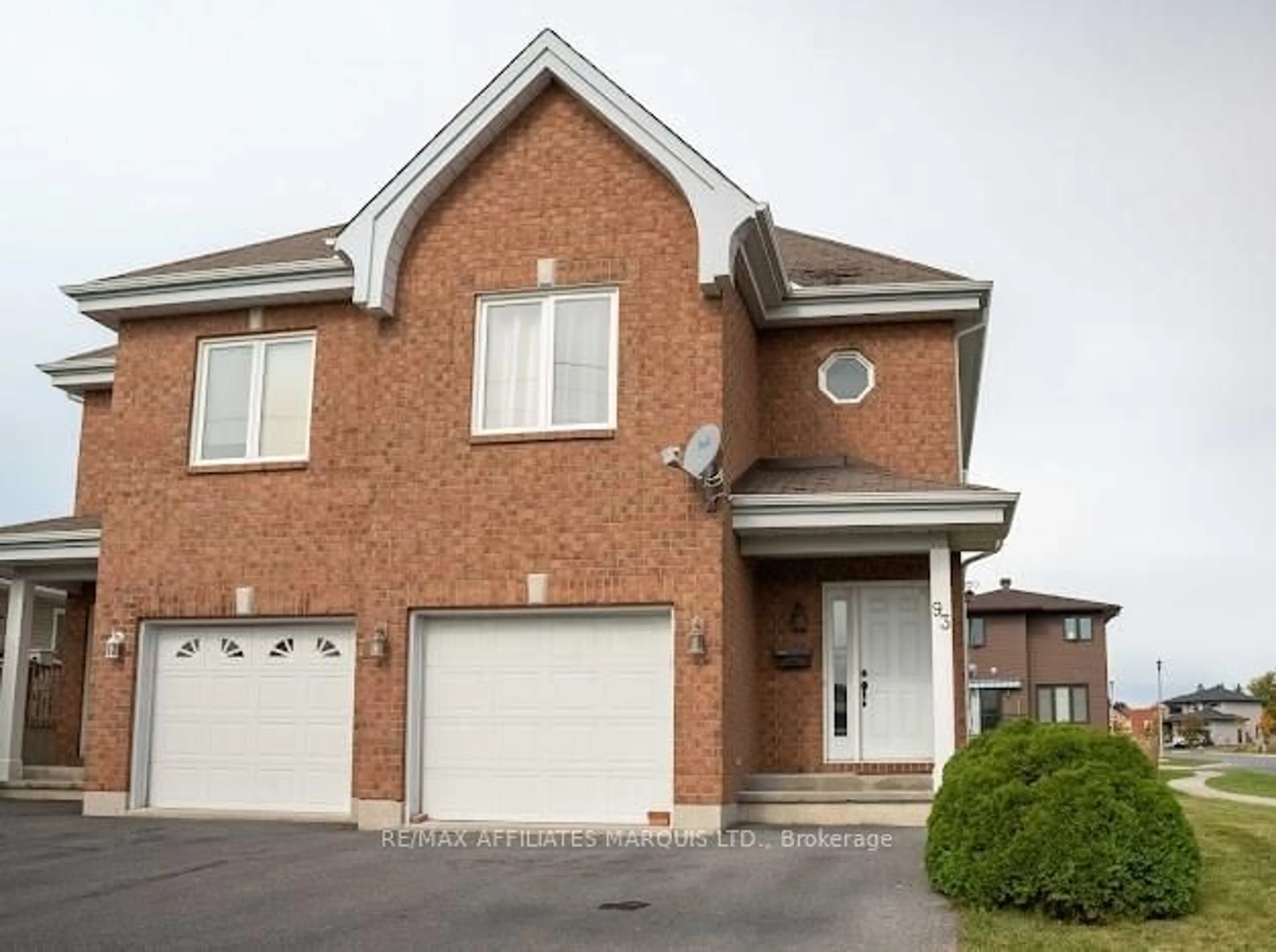 A pic from exterior of the house or condo, cottage for 93 MCKENZIE St, Cornwall Ontario K6K 1W2