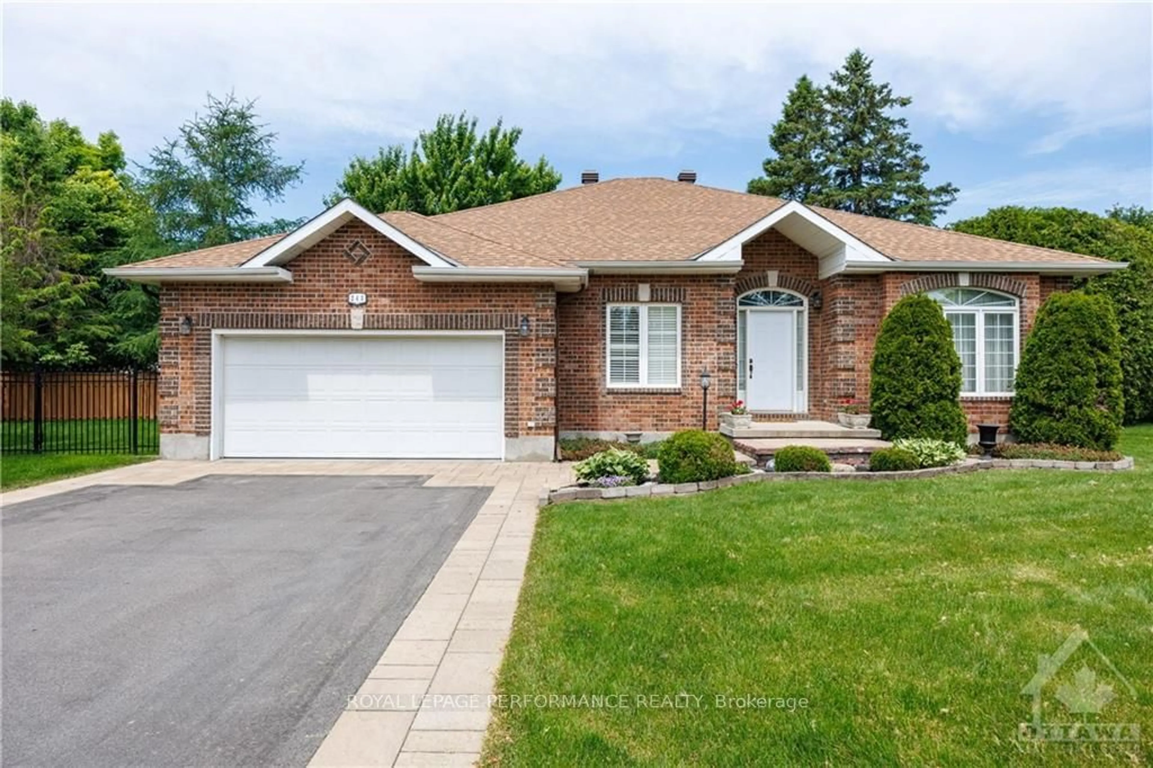 Home with brick exterior material for 243 MARILYN Ave, Billings Bridge - Riverside Park and Area Ontario K1V 7E4