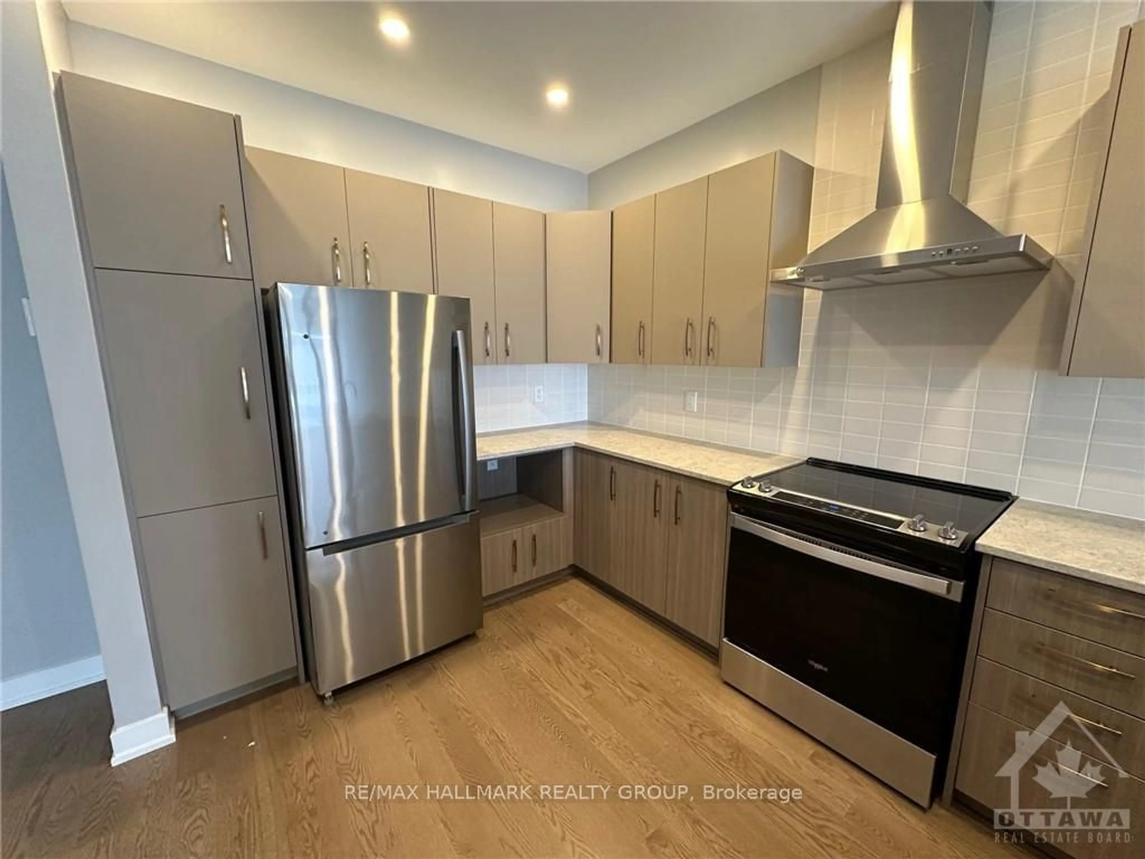 Open concept kitchen for 608 KNOTRIDGE St, Orleans - Convent Glen and Area Ontario K1W 0M3