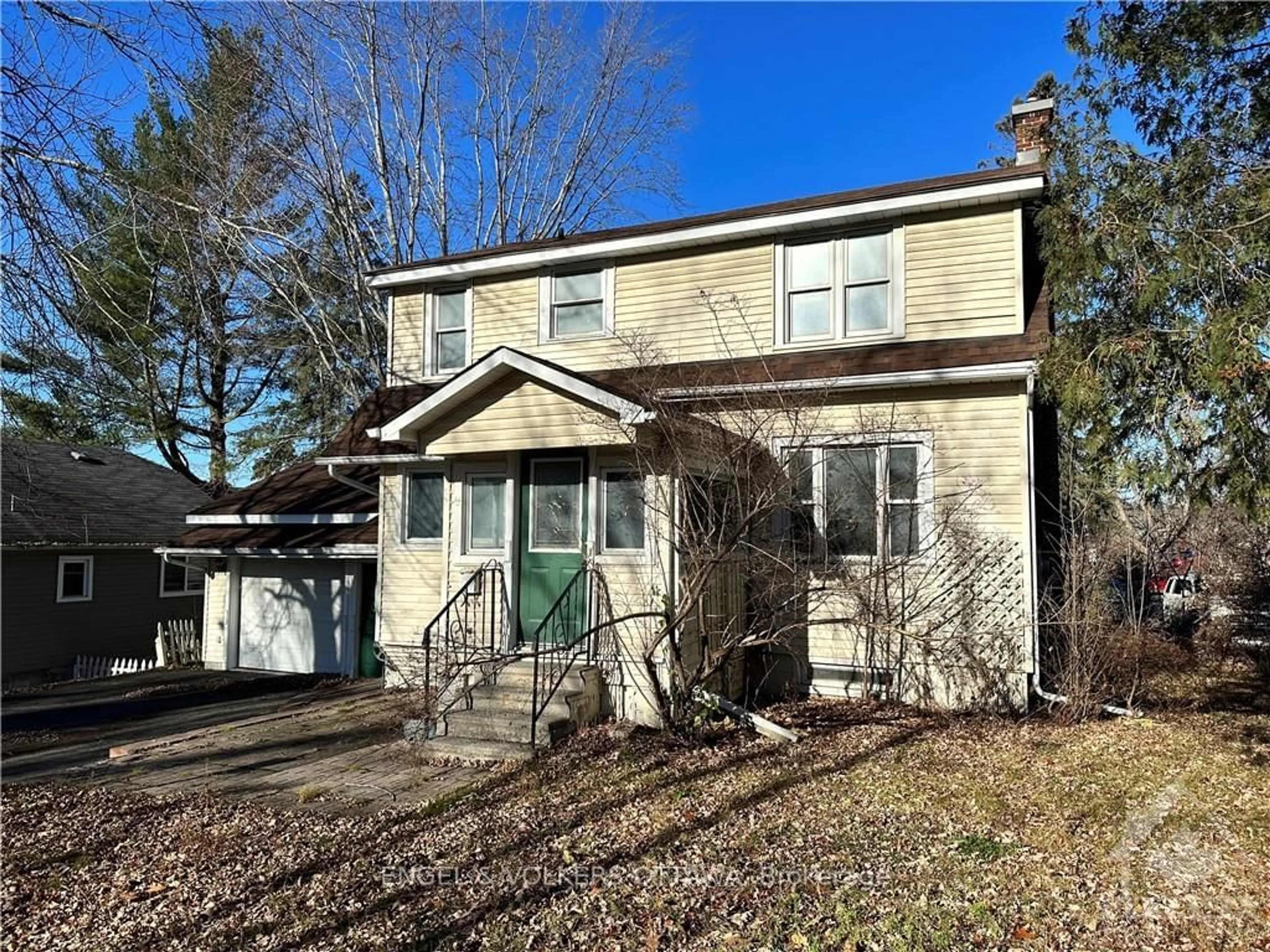 Frontside or backside of a home, cottage for 1127 TIGHE St, Manotick - Kars - Rideau Twp and Area Ontario K4M 1A3