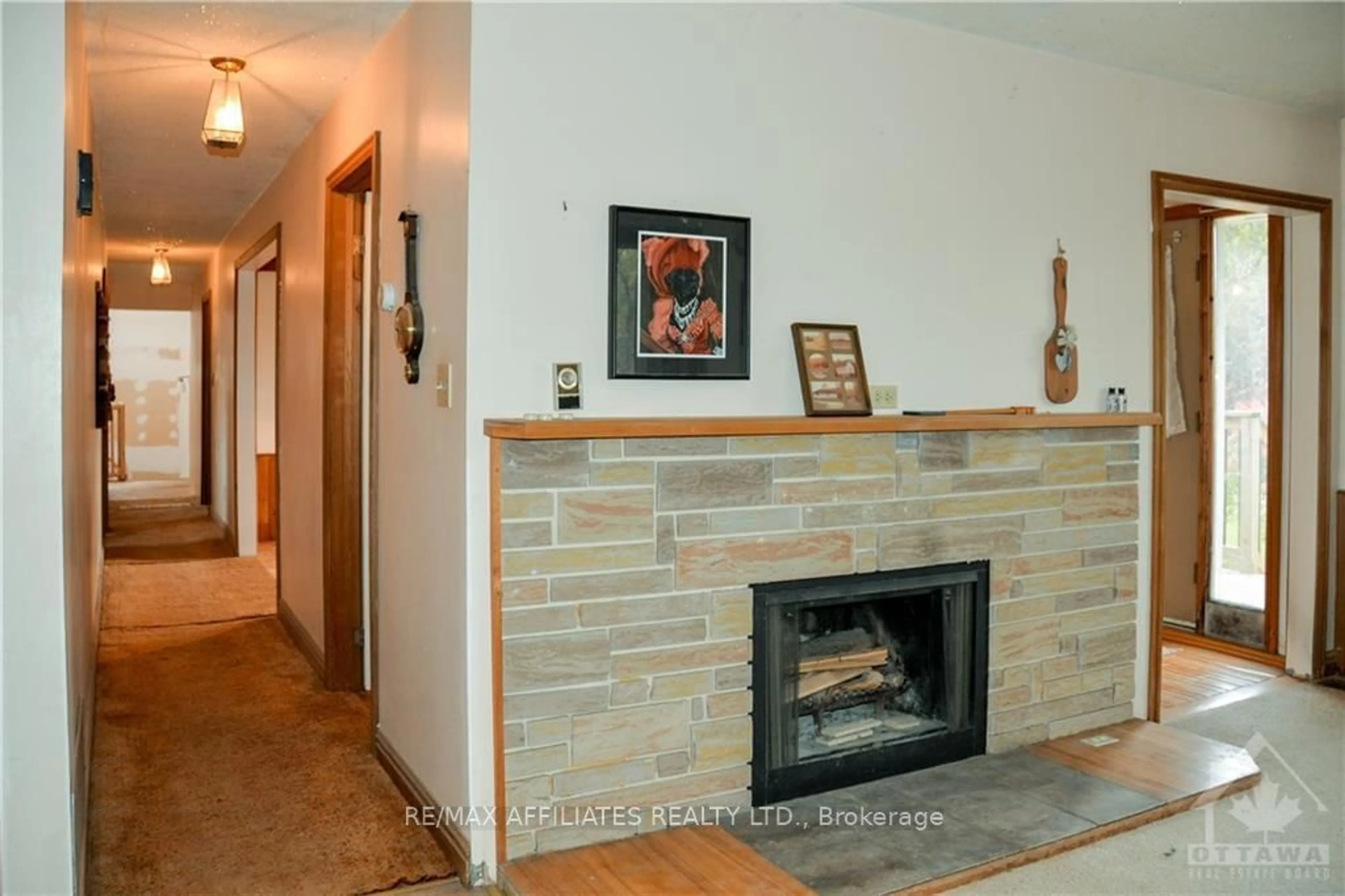 Living room, wood floors for 1361 ZEALAND Rd, Central Frontenac Ontario K0H 2P0