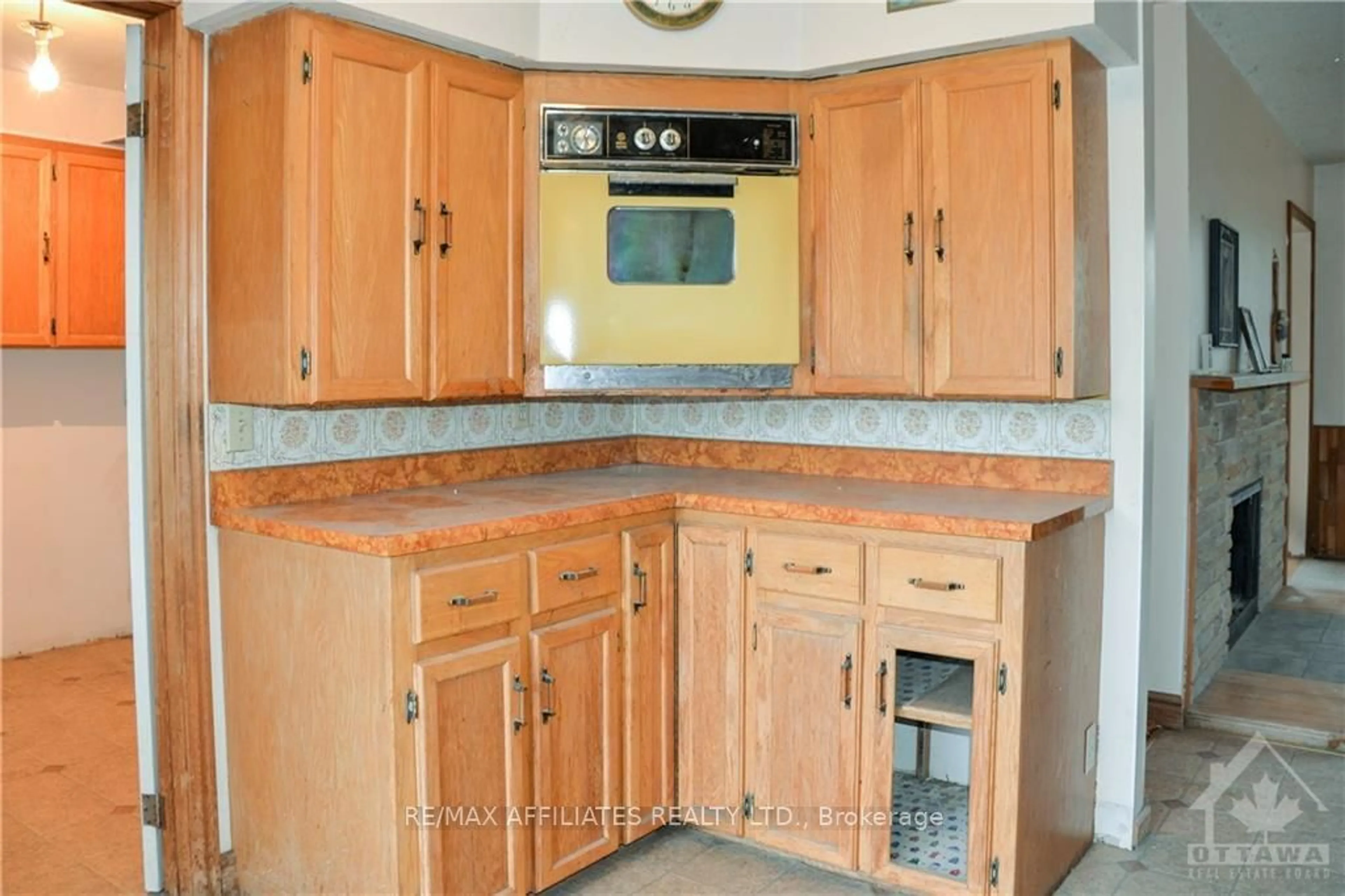 Standard kitchen, wood floors, cottage for 1361 ZEALAND Rd, Central Frontenac Ontario K0H 2P0