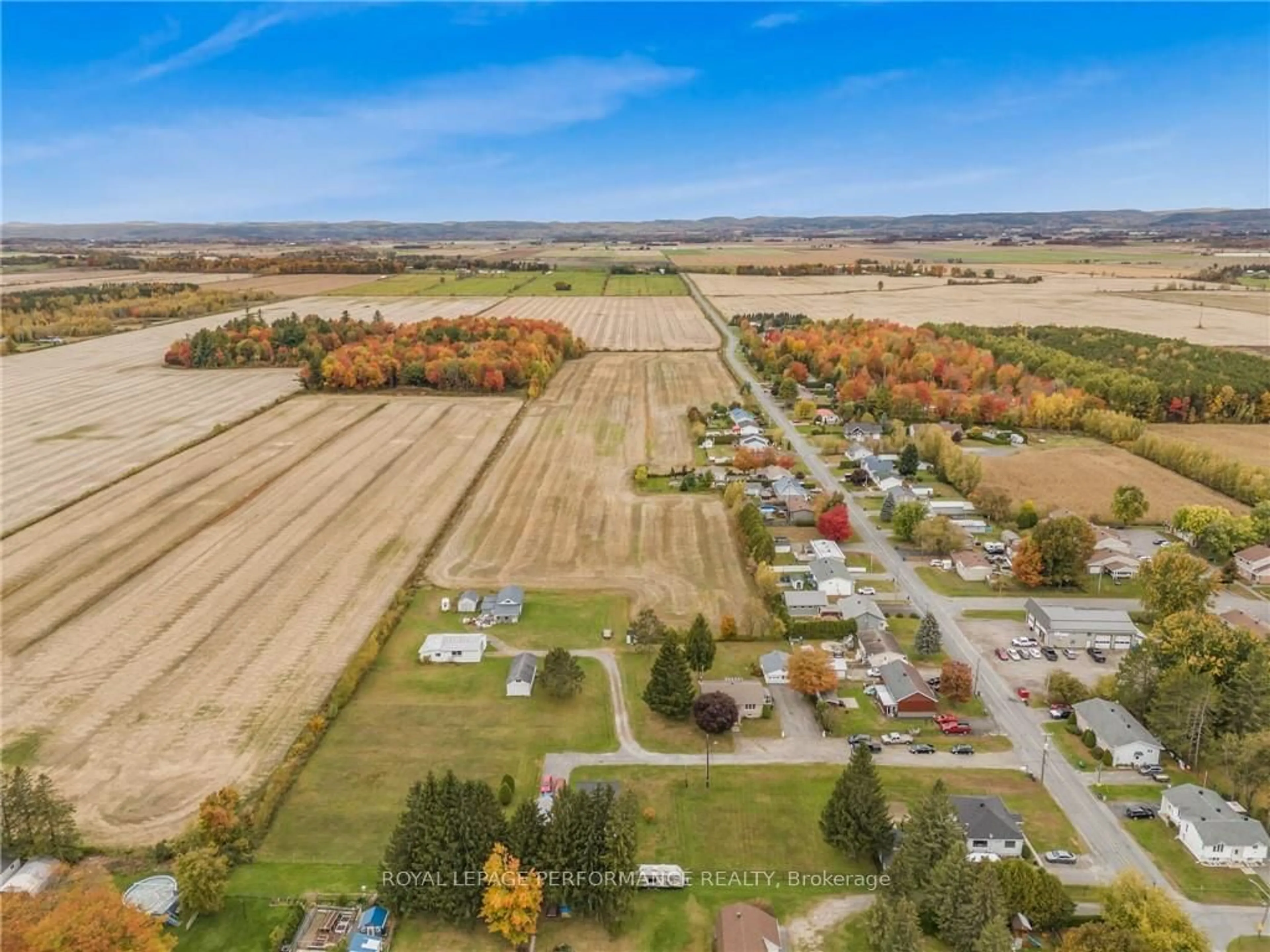 A pic from outside/outdoor area/front of a property/back of a property/a pic from drone, unknown for 590-592 BOLT Rd, Prescott and Russell Ontario K0B 1A0