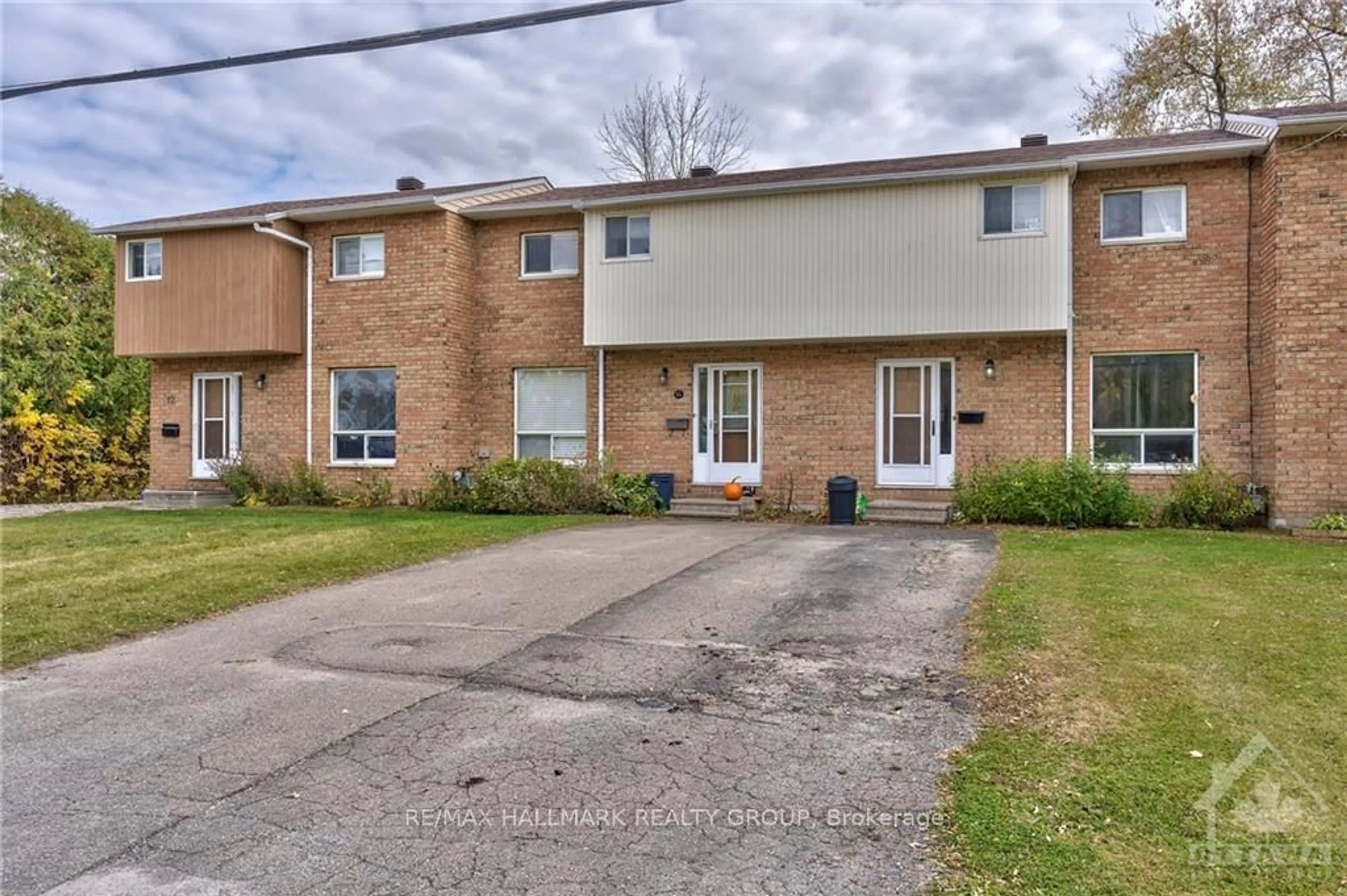 A pic from exterior of the house or condo, the street view for 14 CRAIG St, Perth Ontario K7H 3K1