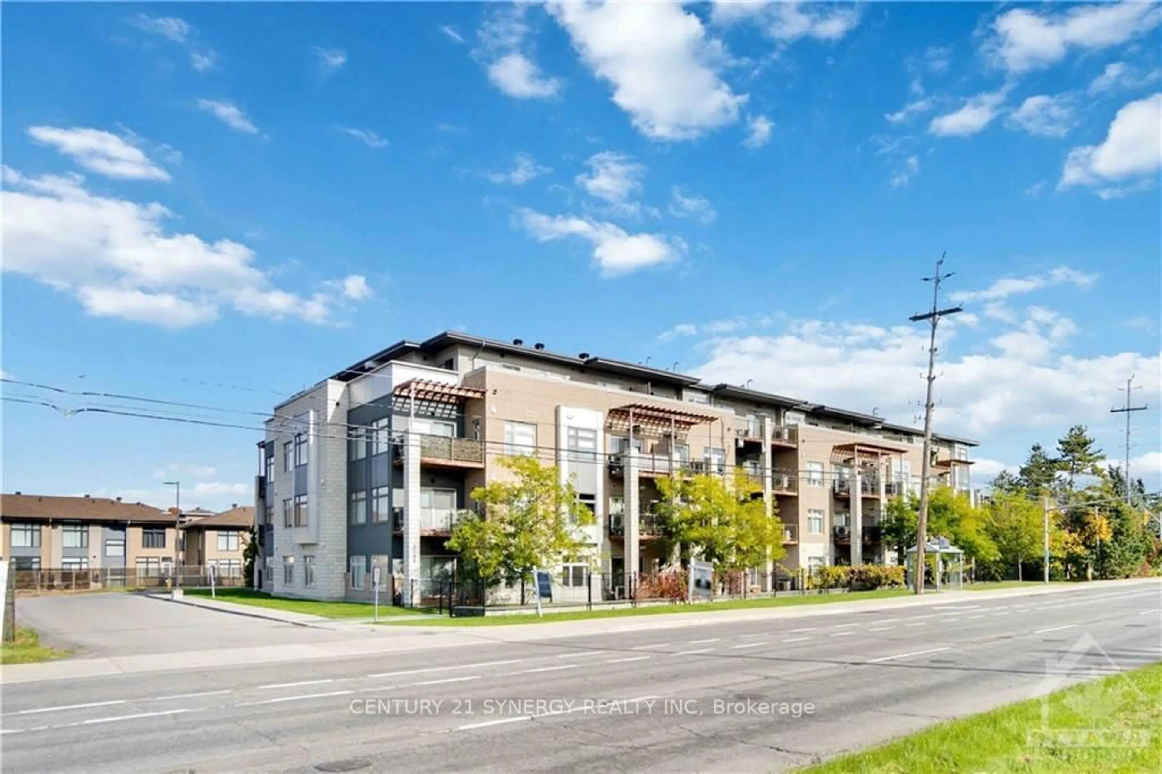 A pic from exterior of the house or condo, the front or back of building for 2785 BASELINE Rd #207, Parkway Park - Queensway Terrace S and Area Ontario K2H 1G9