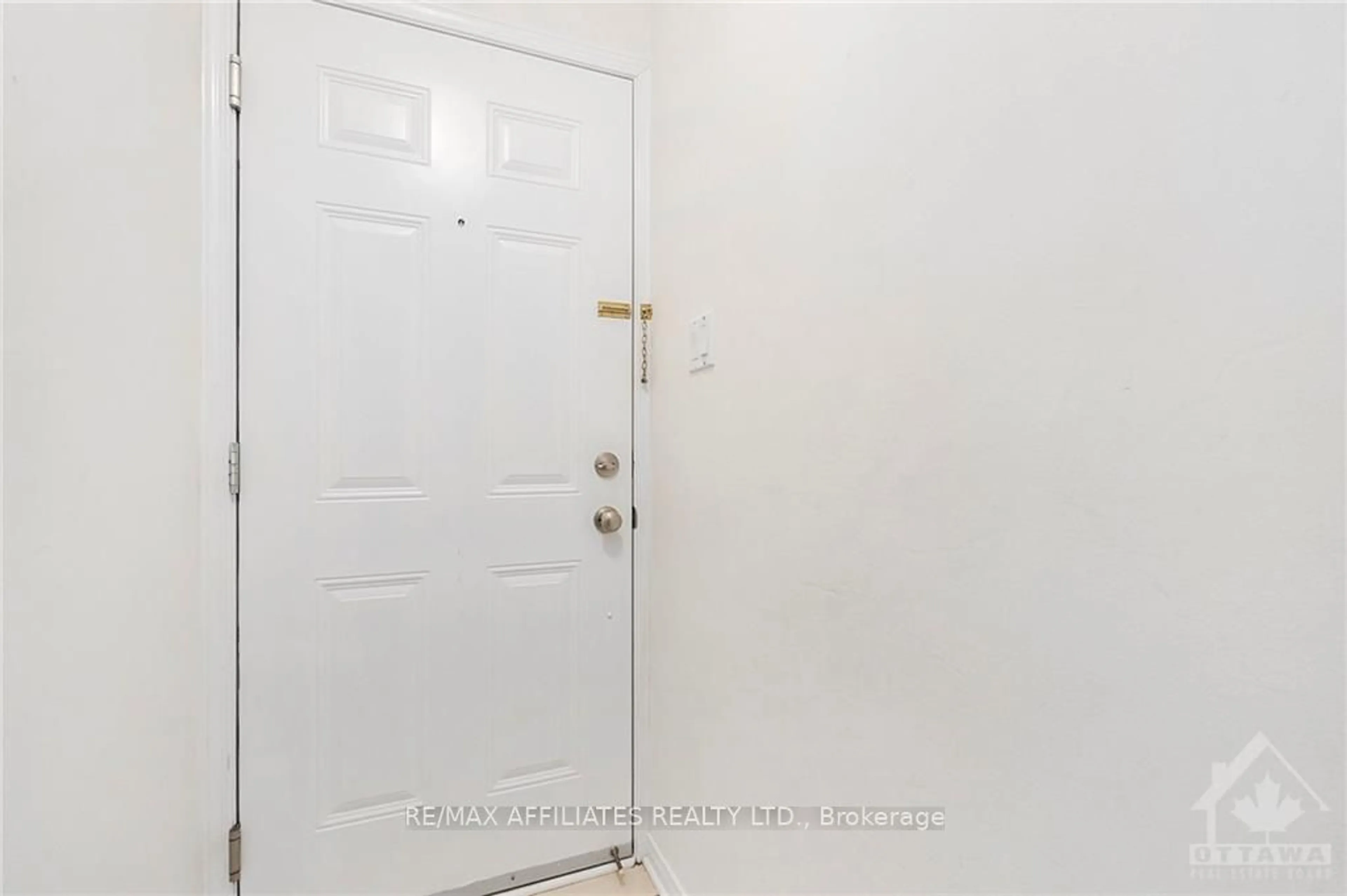 Indoor entryway, not visible floor for 302 FIR Lane, North Grenville Ontario K0G 1J0