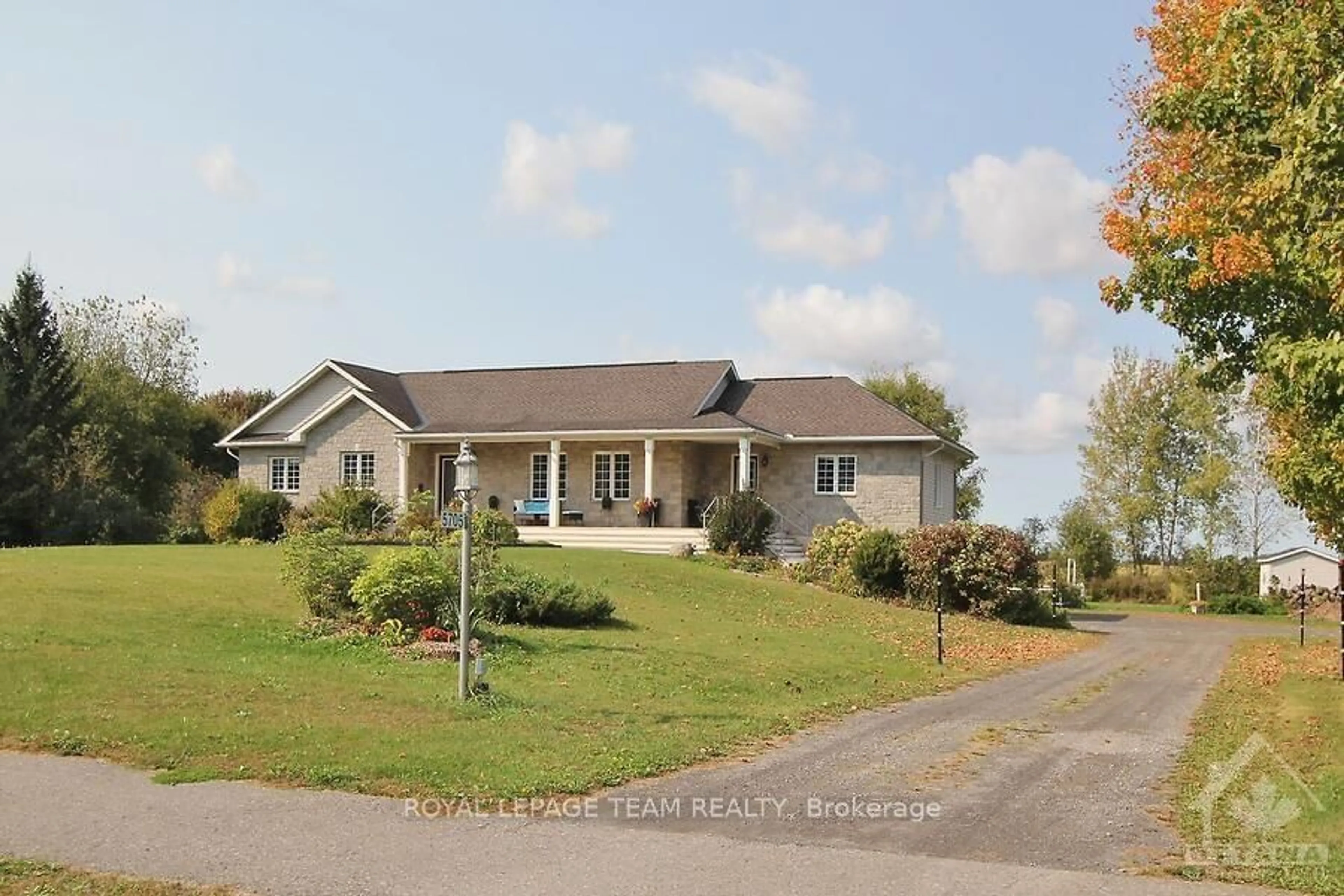 Frontside or backside of a home, the street view for 5705 LOMBARDY Dr, Greely - Metcalfe - Osgoode - Vernon and Area Ontario K0A 2W0