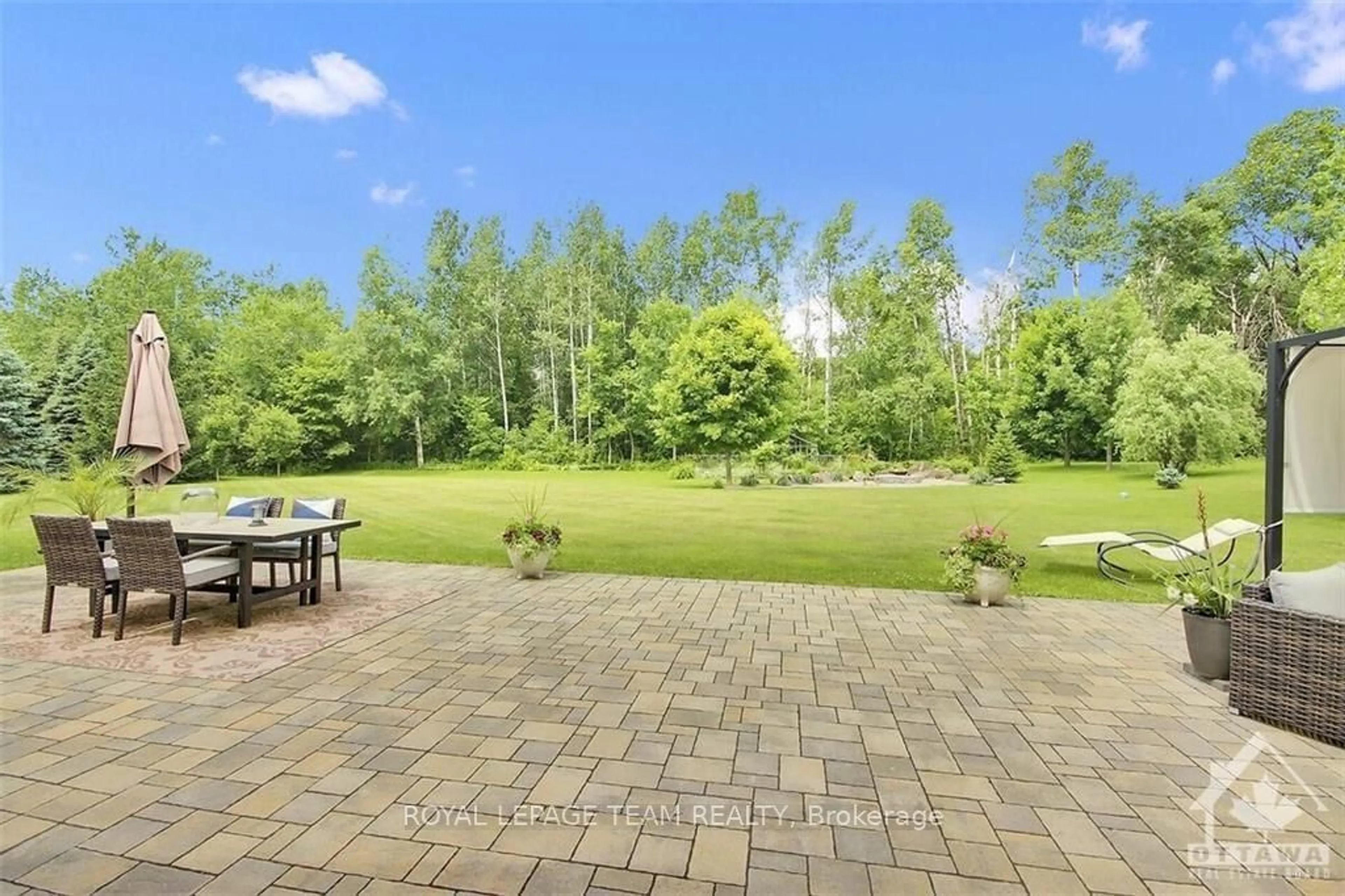 Patio, forest/trees view for 6219 ELKWOOD Dr, Greely - Metcalfe - Osgoode - Vernon and Area Ontario K4P 1N1