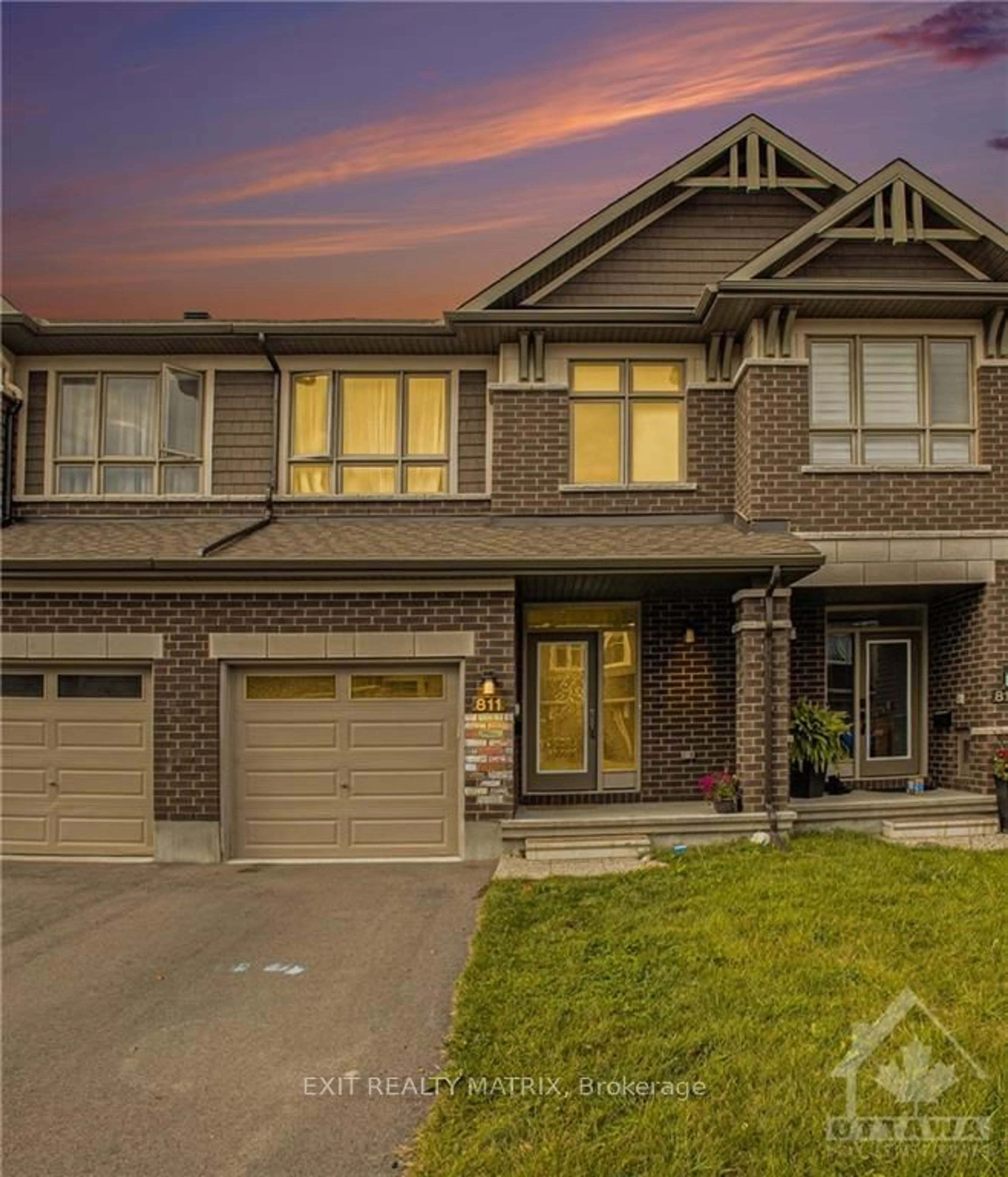 Home with brick exterior material for 811 CLAPHAM Terr, Stittsville - Munster - Richmond Ontario K2S 2N8