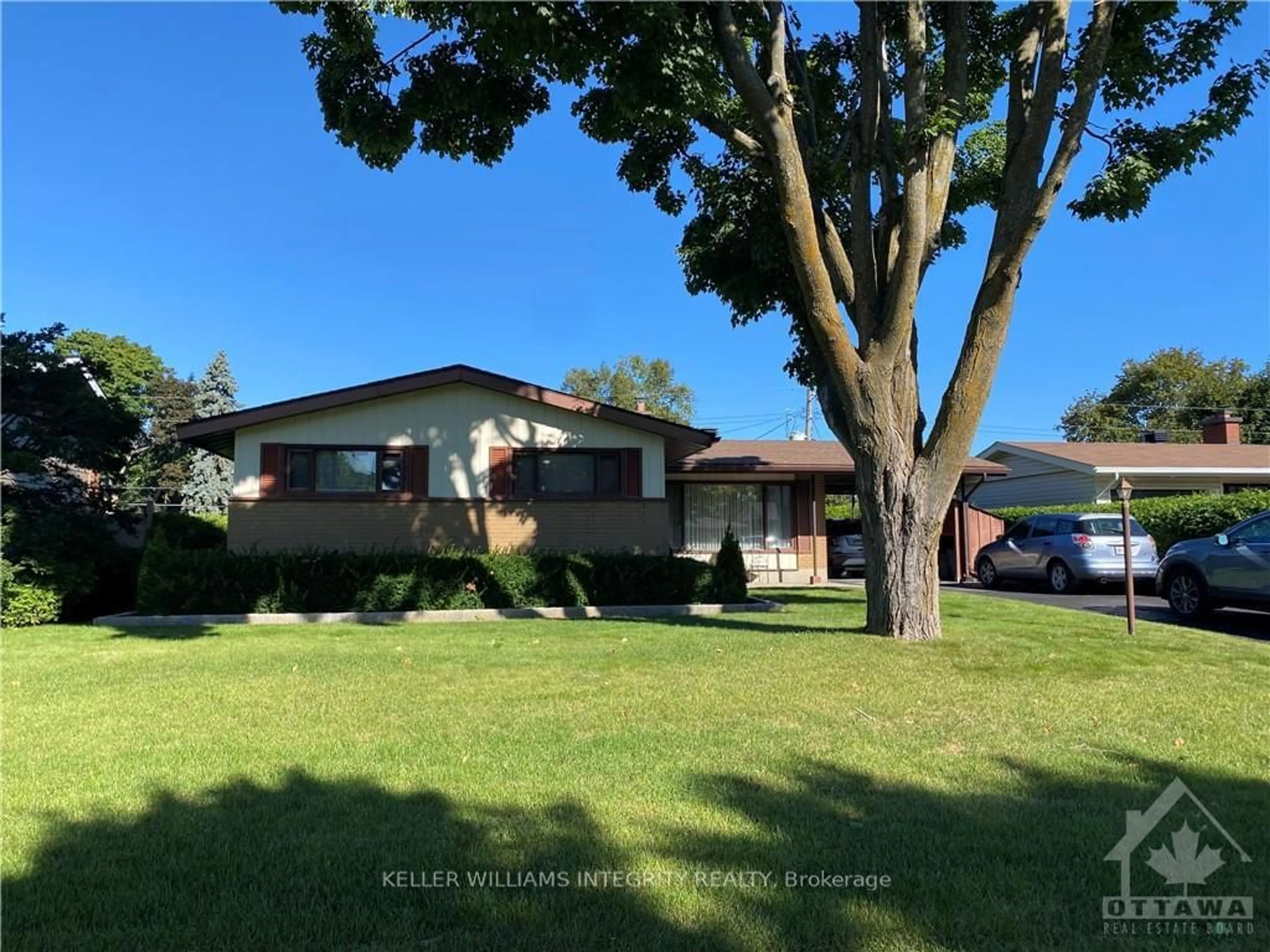 Frontside or backside of a home, the street view for 51 ASHBURN Dr, Cityview - Parkwoods Hills - Rideau Shore Ontario K2E 6N4