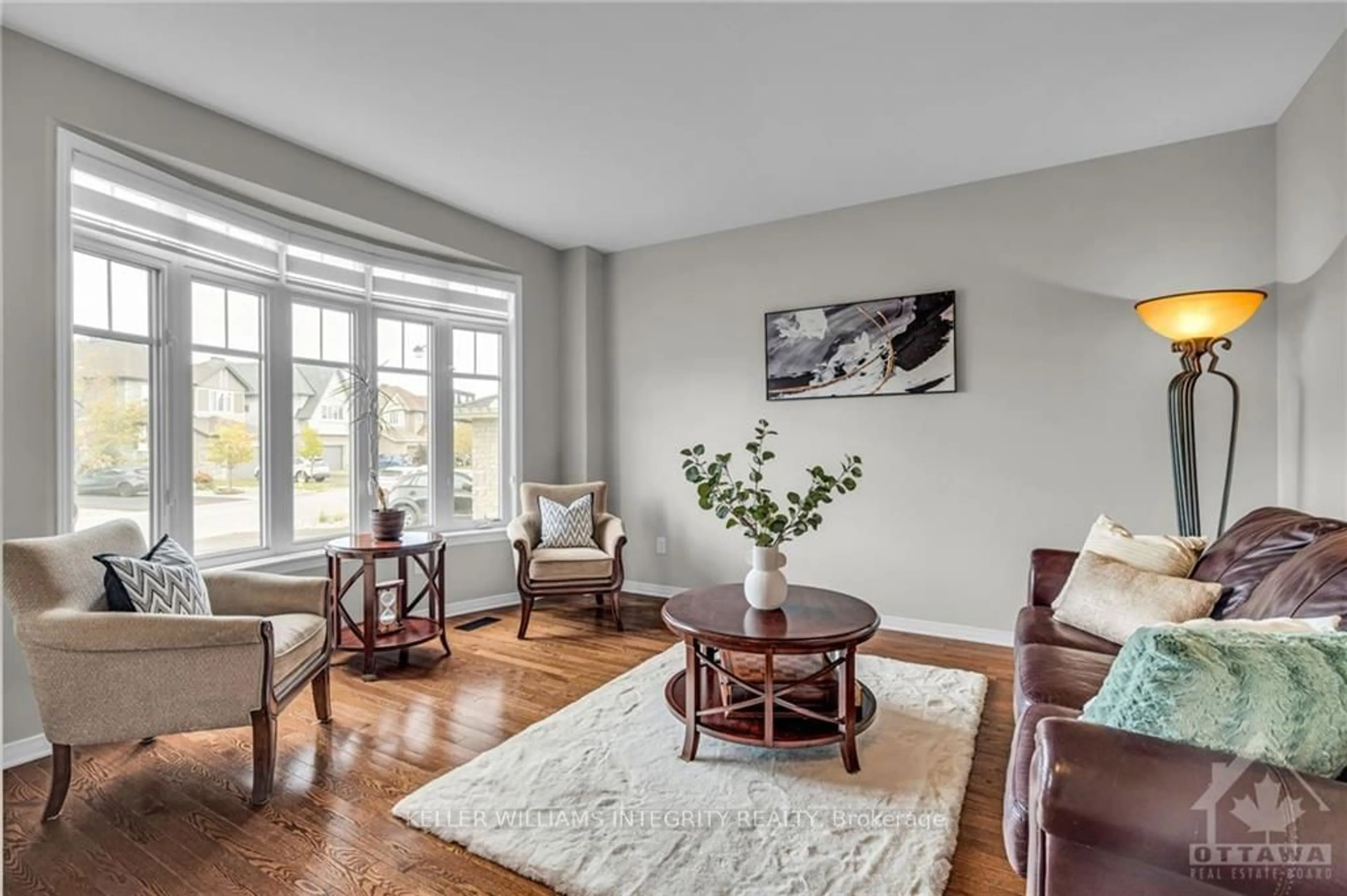 Living room, wood floors for 367 ANDALUSIAN Cres, Kanata Ontario K2V 0C3