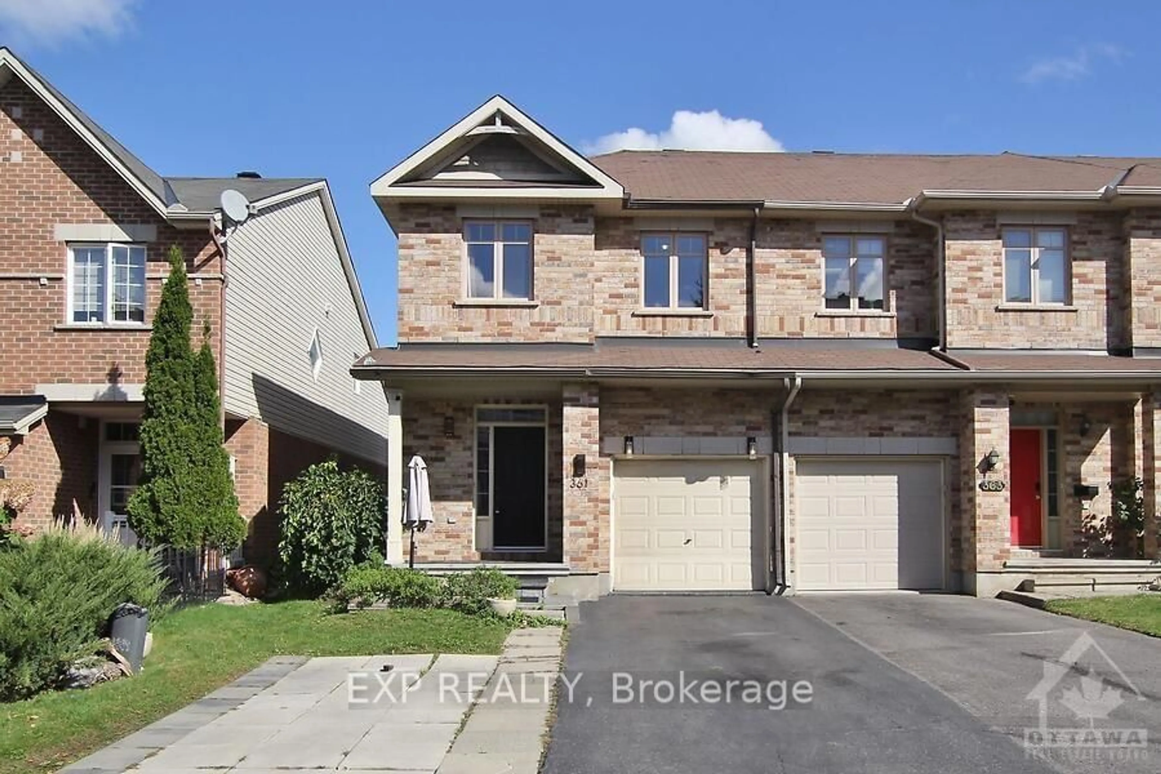 A pic from exterior of the house or condo, the street view for 361 ROYAL FERN Way, Blossom Park - Airport and Area Ontario K1V 2K6