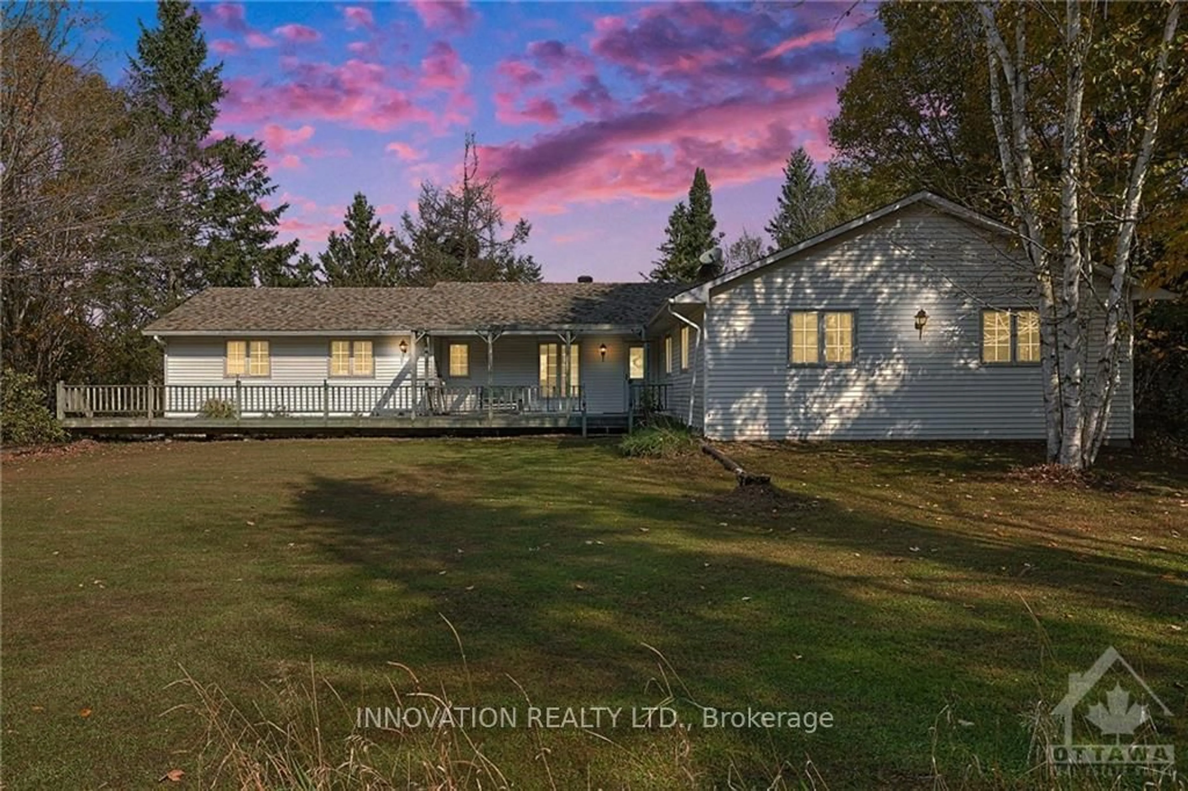 Frontside or backside of a home, cottage for 4000 STONECREST Rd, Constance Bay - Dunrobin - Kilmaurs - Woodlawn Ontario K0A 3M0