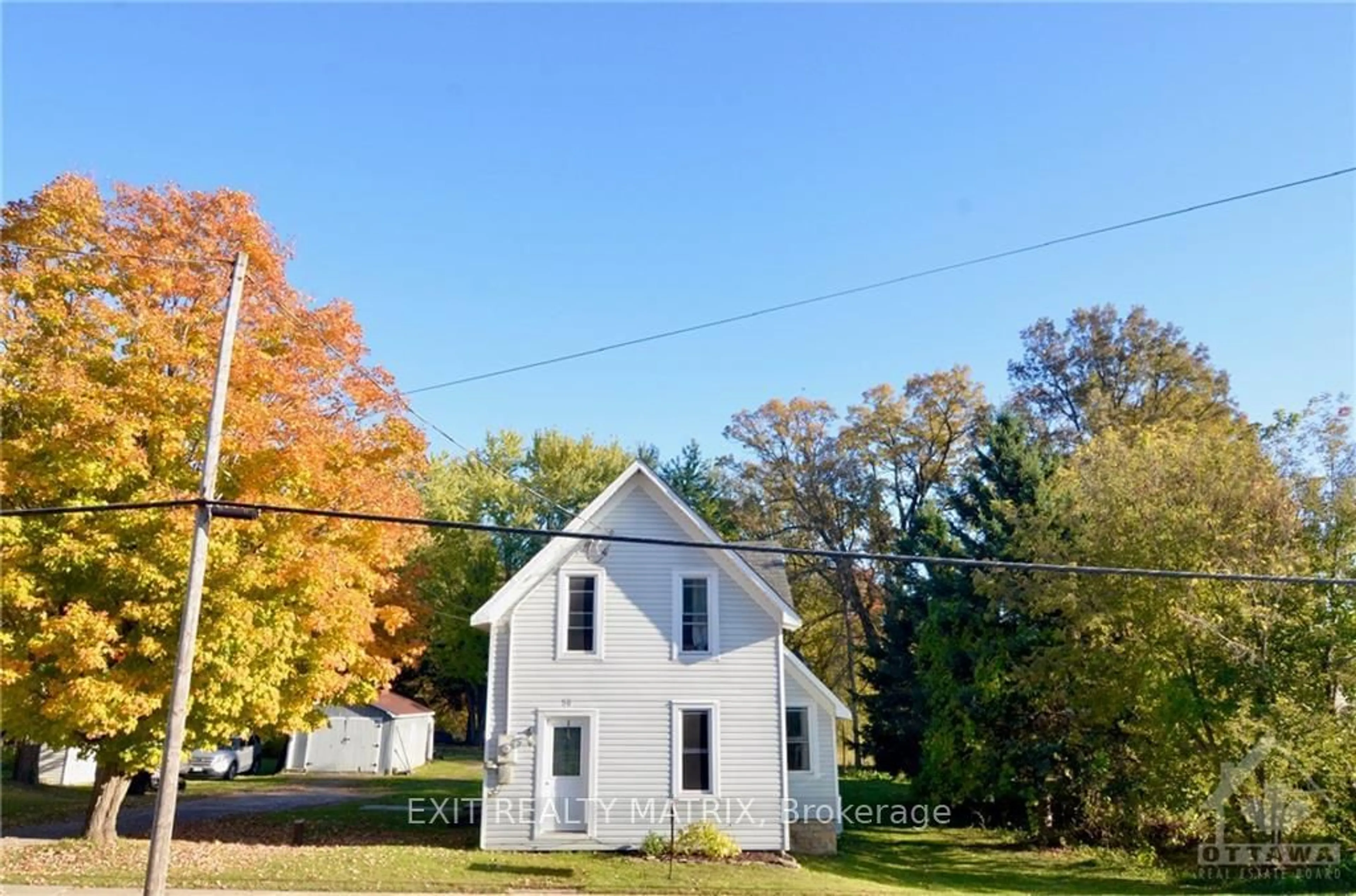 Frontside or backside of a home, cottage for 36 DRUMMOND St, Rideau Lakes Ontario K0G 1V0