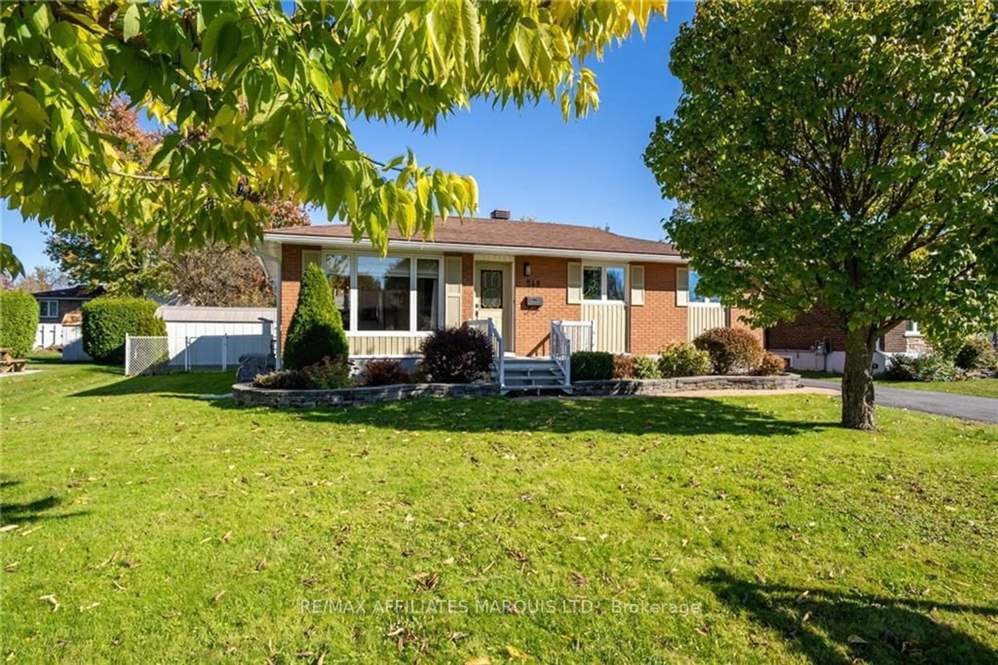 Frontside or backside of a home, cottage for 548 KIRKWOOD St, Cornwall Ontario K6H 5Y8