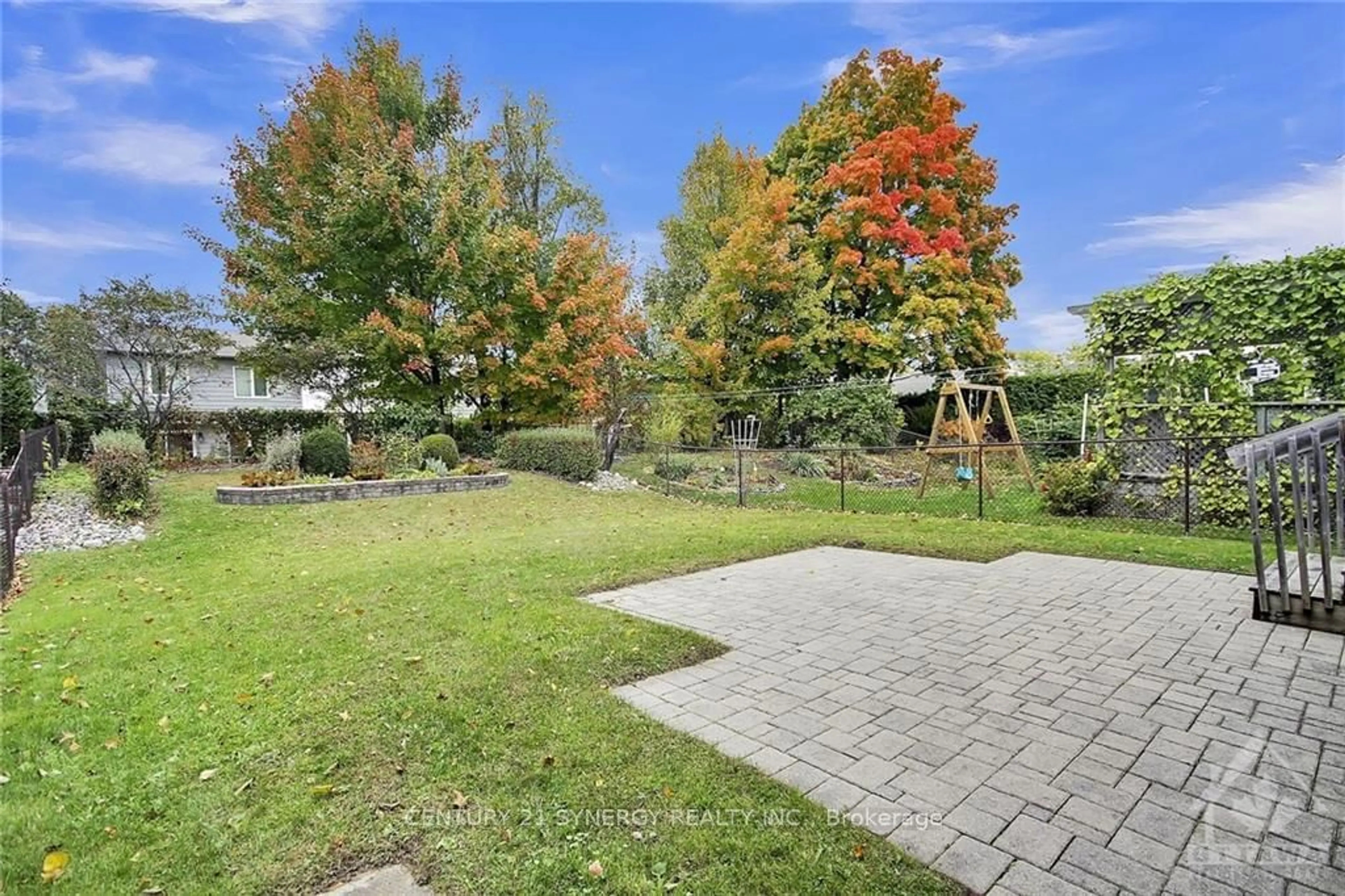 Patio, unknown for 6103 ABBOTT St, Stittsville - Munster - Richmond Ontario K2S 1V5