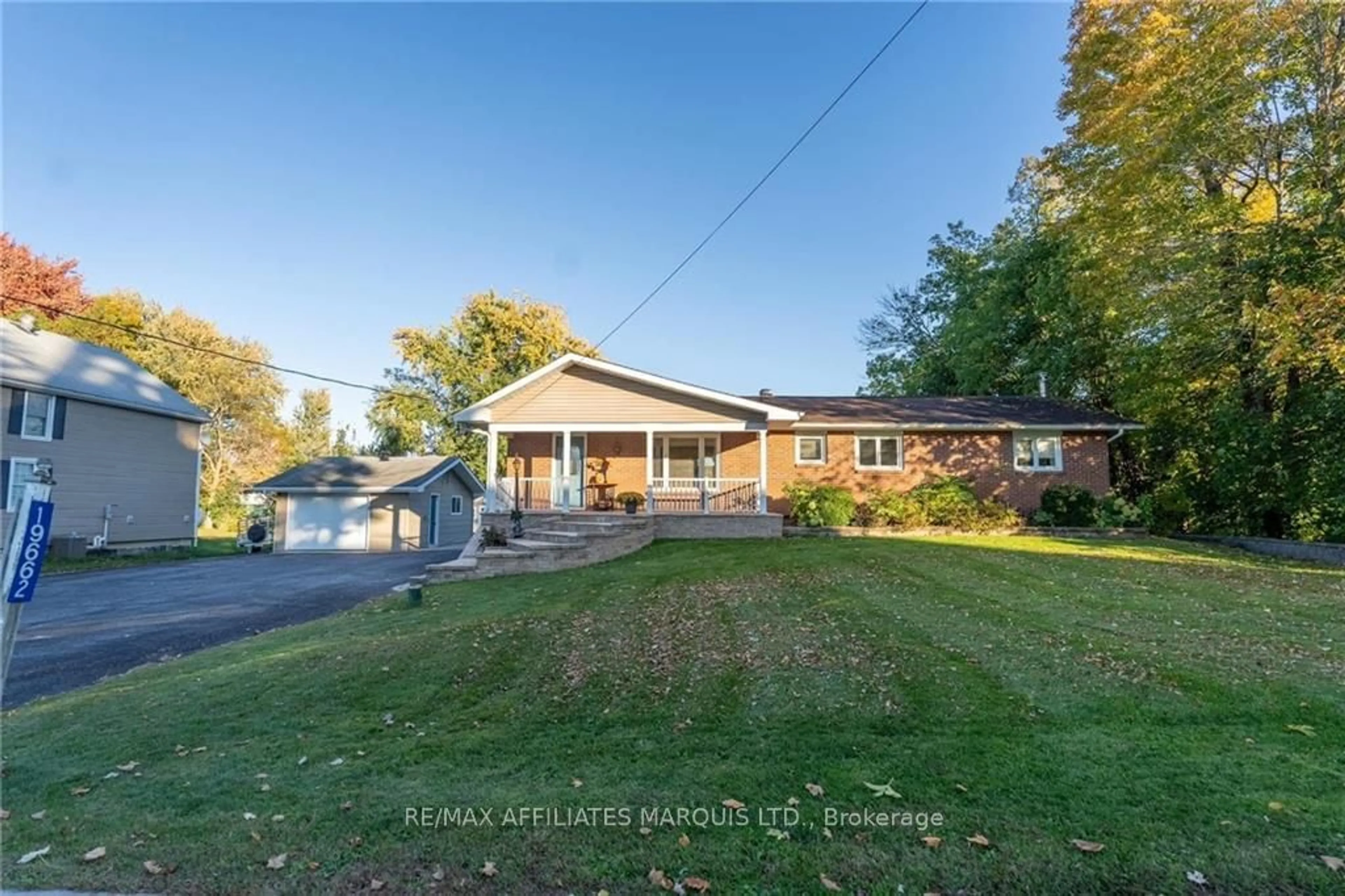 Frontside or backside of a home, cottage for 19662 COUNTY ROAD 19 Rd, South Glengarry Ontario K0C 2J0