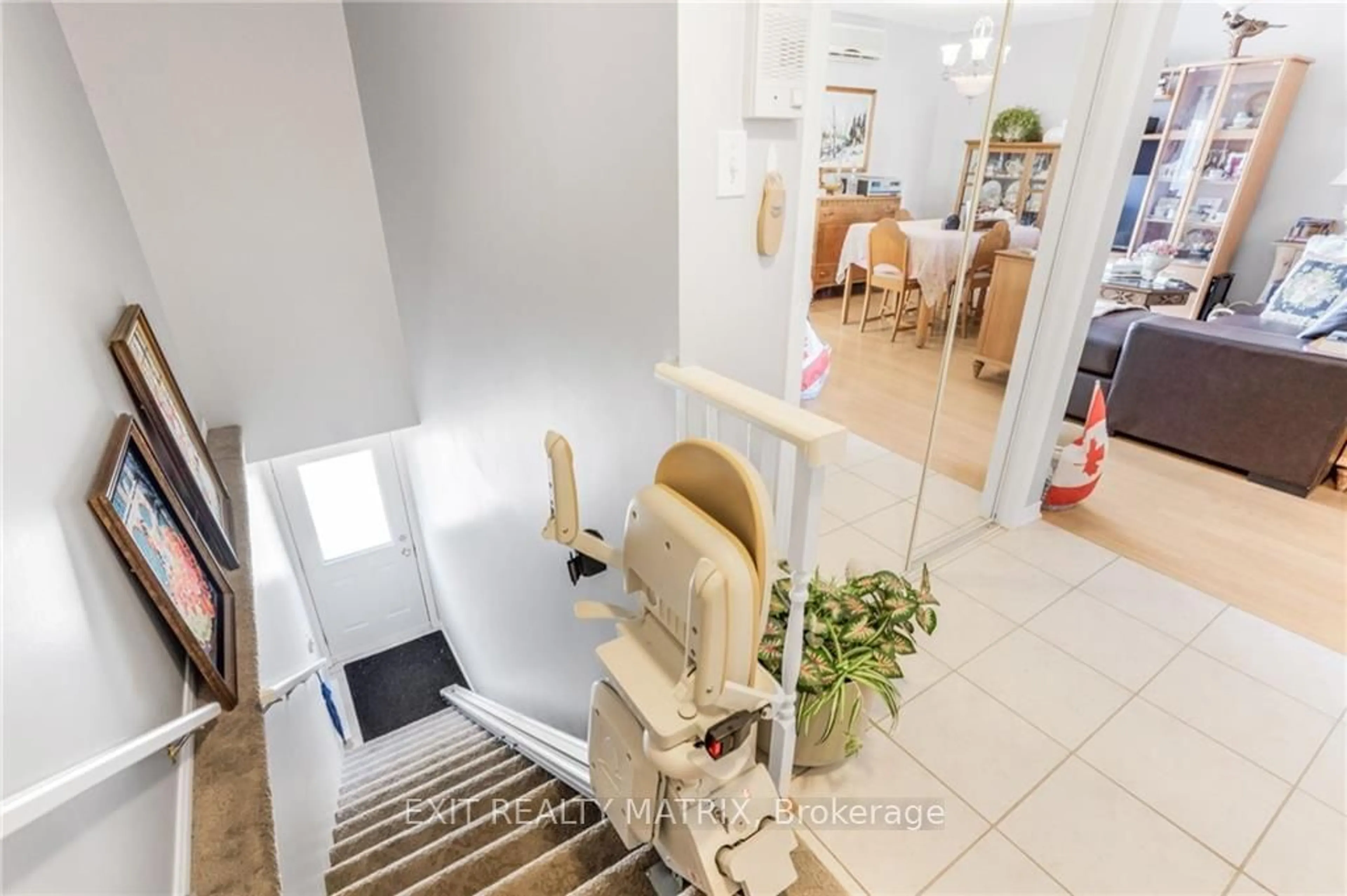 Indoor foyer, not visible floor for 1505 CLEMENT St #108, Hawkesbury Ontario K6A 3V8