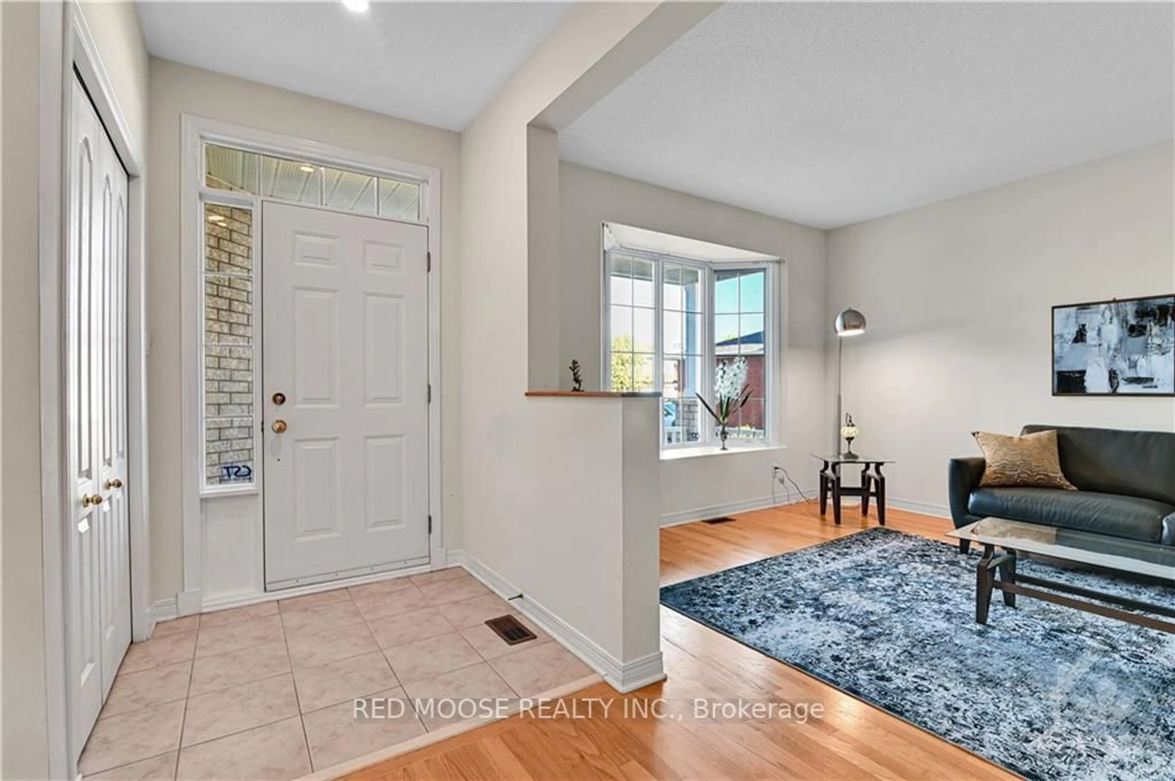 Indoor entryway, wood floors for 51 ALLANFORD Ave, Hunt Club - South Keys and Area Ontario K1T 3Z6