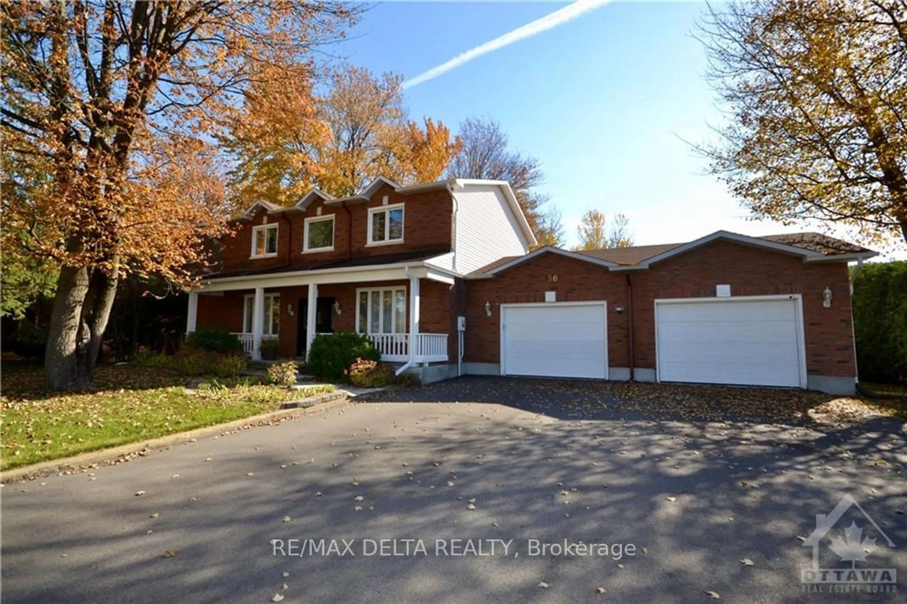 A pic from exterior of the house or condo, the street view for 130 SAPHIR Ave, Orleans - Cumberland and Area Ontario K4B 1J9