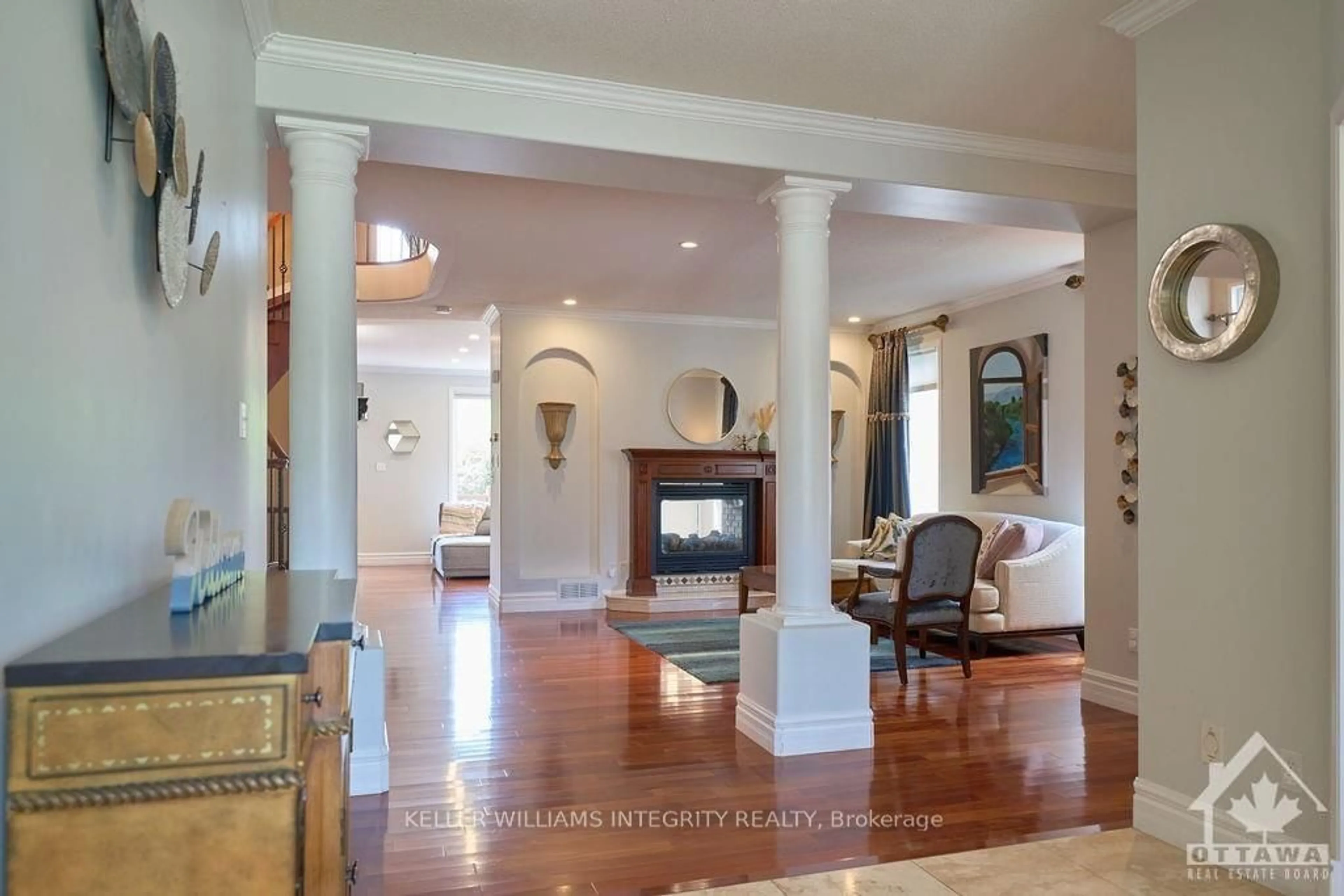 Indoor foyer, wood floors for 1030 GOWARD Dr, Kanata Ontario K2W 1H7