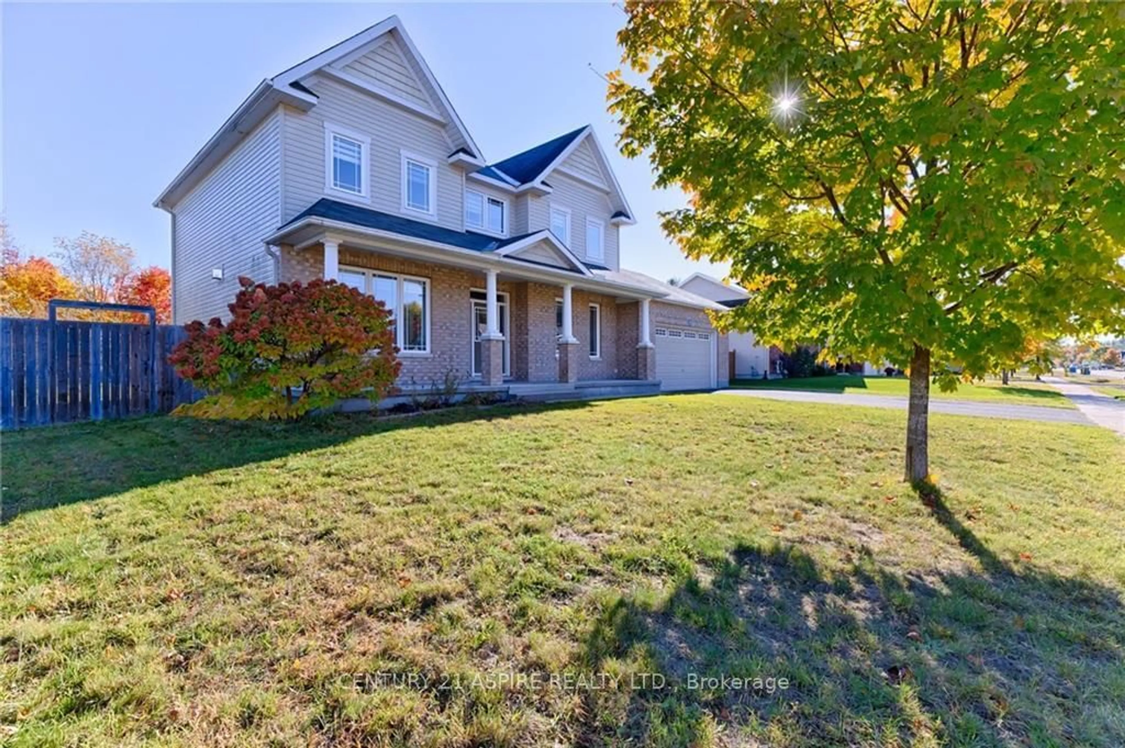 A pic from exterior of the house or condo, the street view for 27 BEDARD Blvd, Petawawa Ontario K8H 0B7