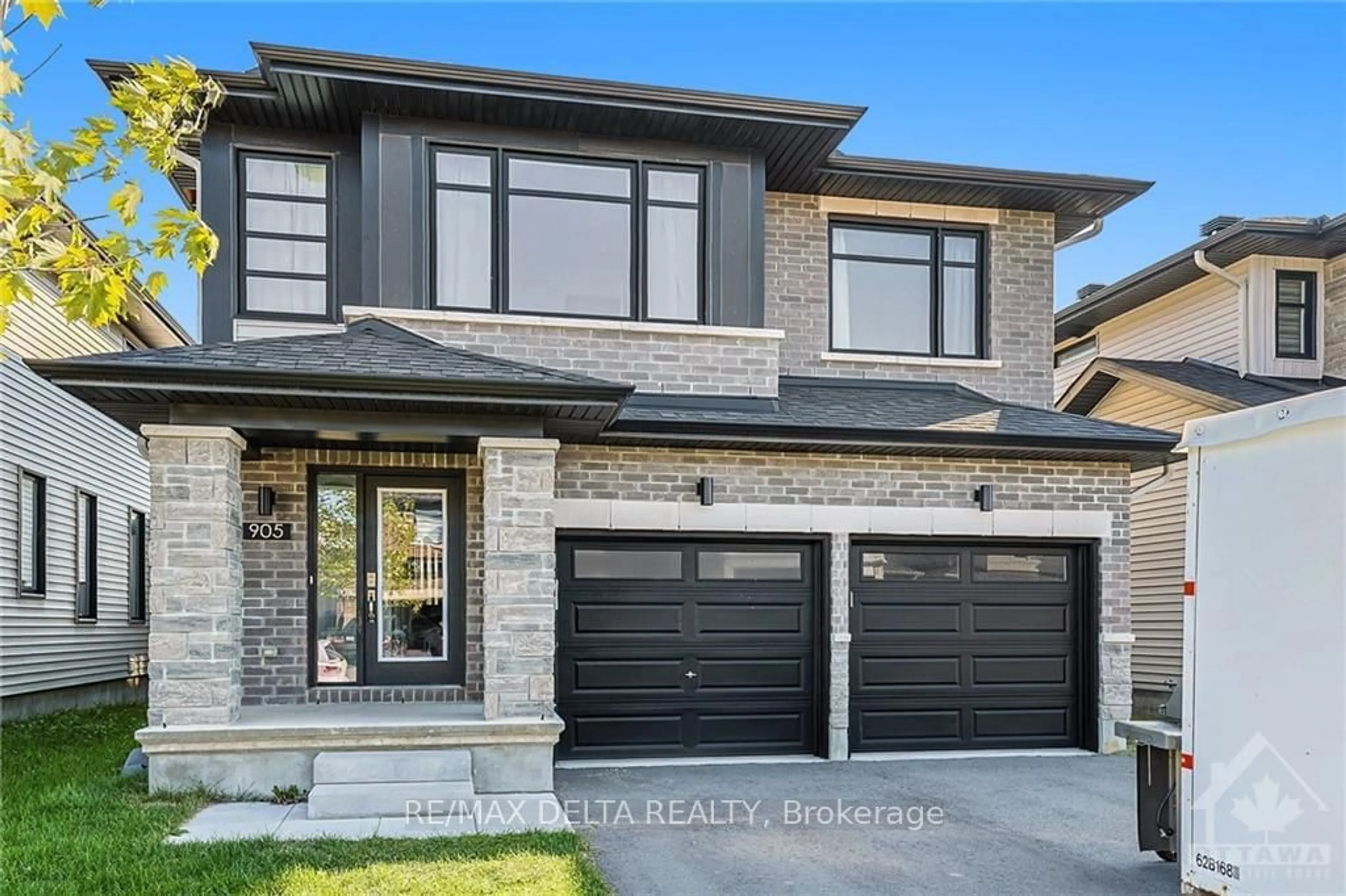 Home with brick exterior material for 905 EMBANKMENT St, Stittsville - Munster - Richmond Ontario K2V 0B9