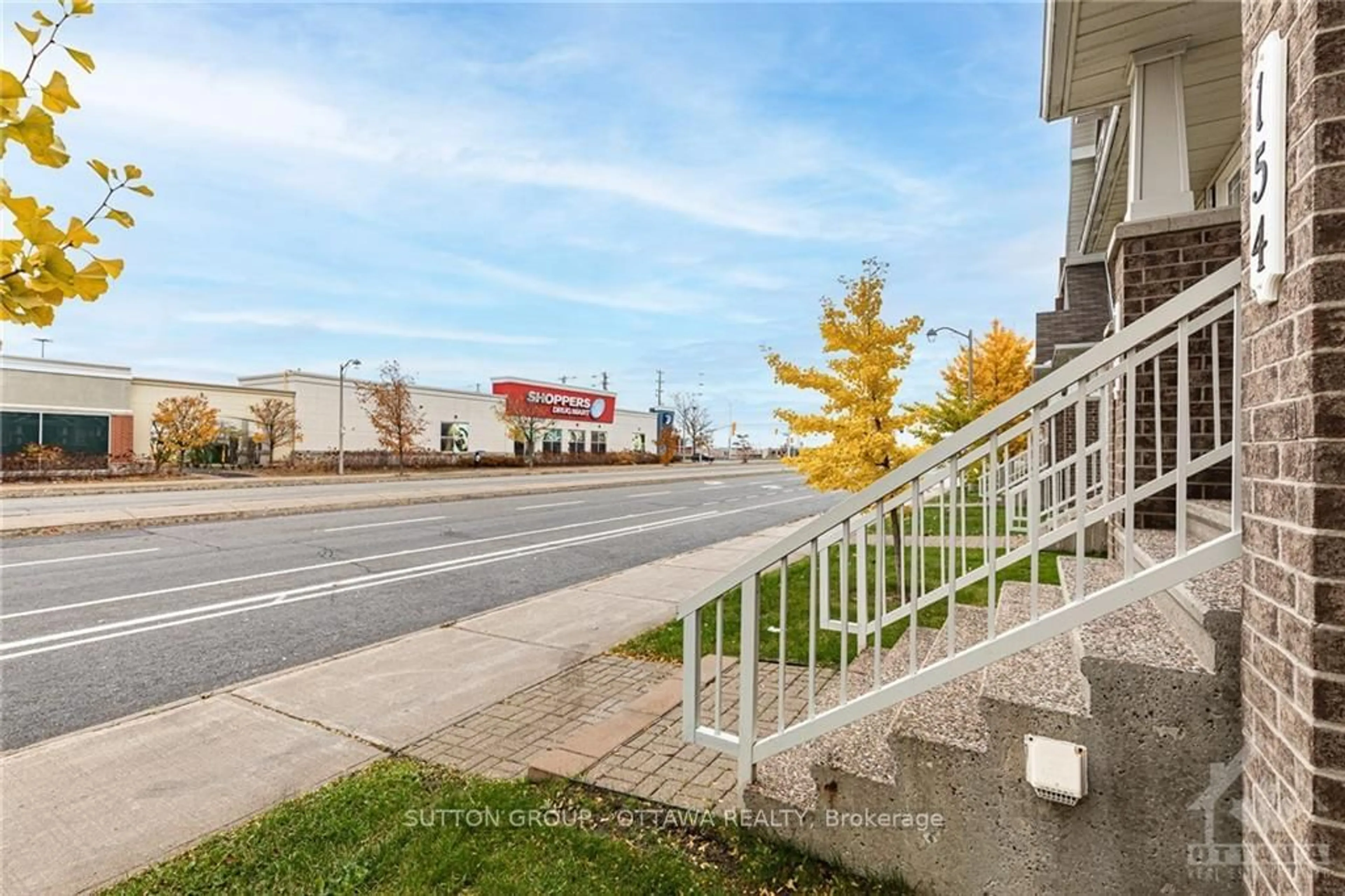 Patio, the street view for 154 CHAPMAN MILLS Dr, Barrhaven Ontario K2J 0B7