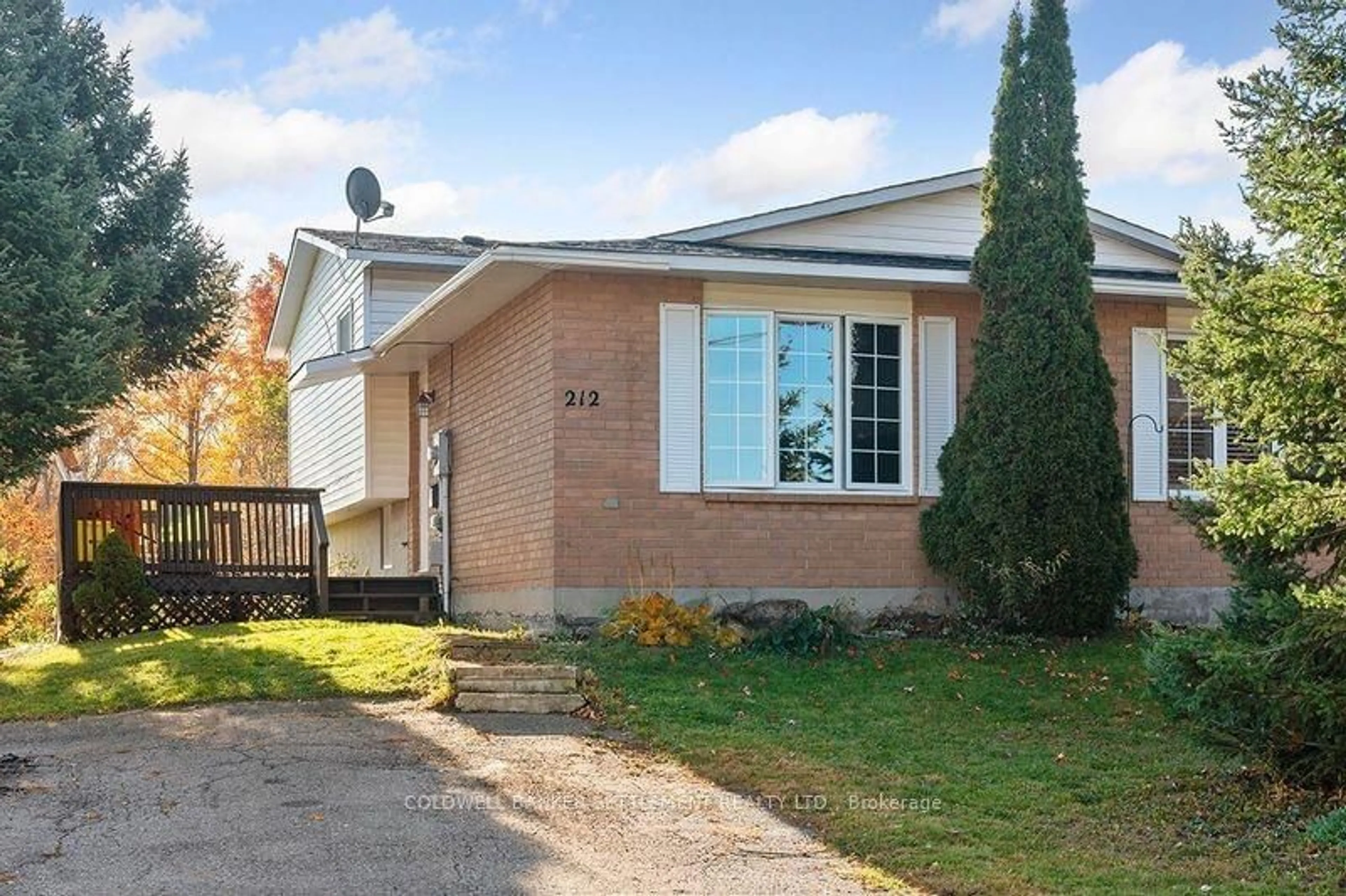 Frontside or backside of a home, cottage for 212 NELSON St, Carleton Place Ontario K7C 1A2