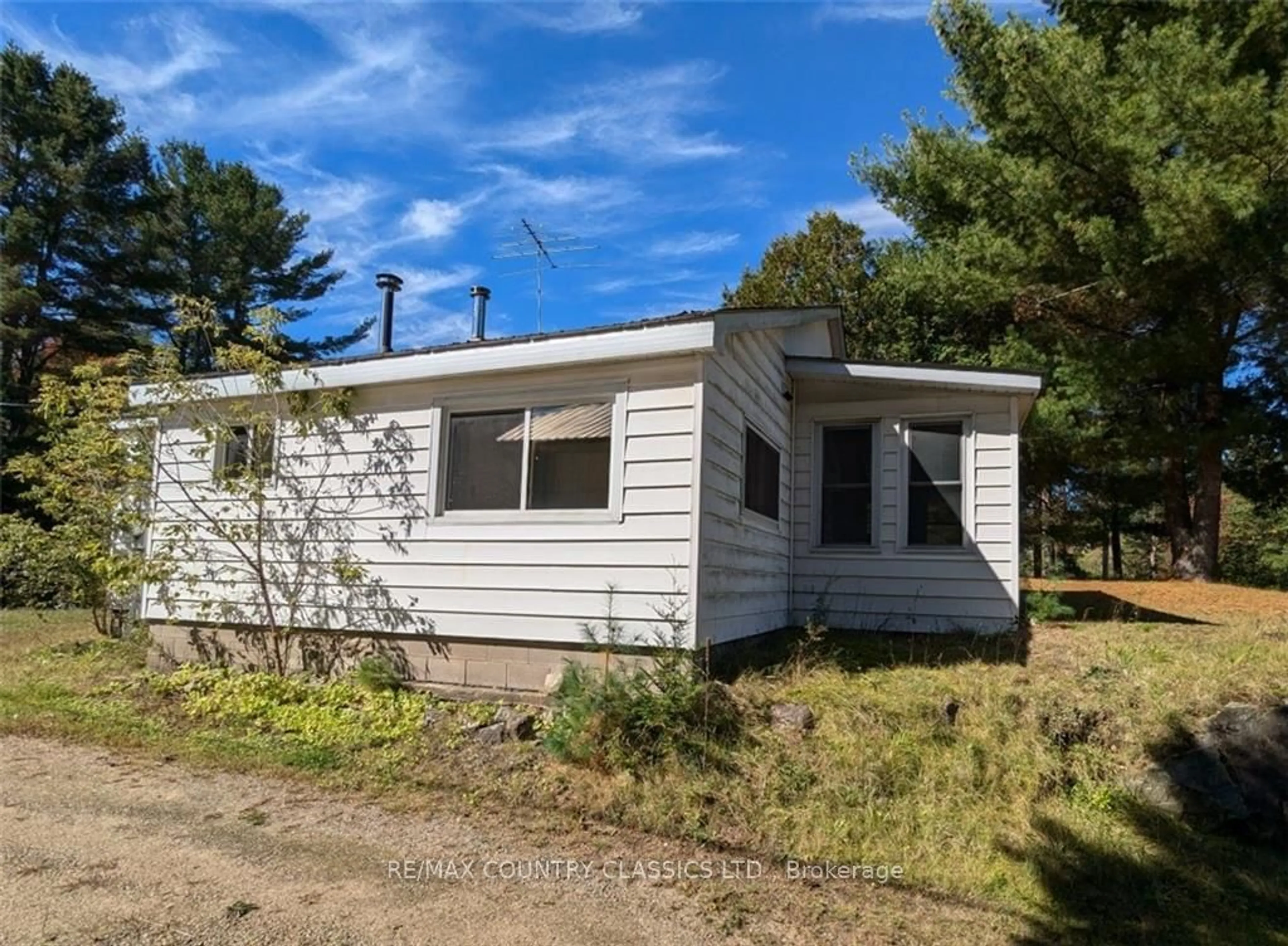 Frontside or backside of a home, cottage for 19717 HIGHWAY 60, Madawaska Valley Ontario K0J 1B0