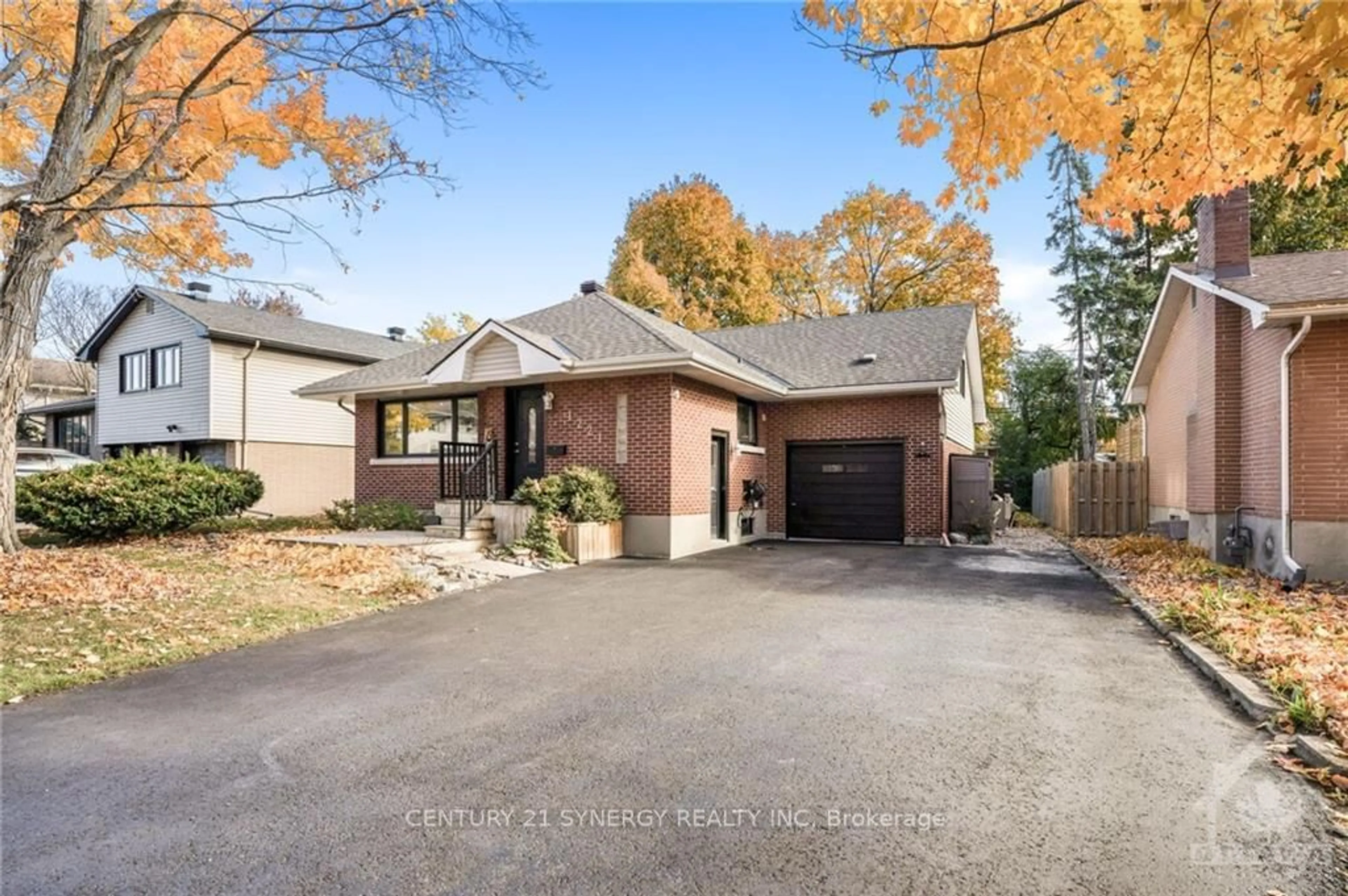 Frontside or backside of a home, cottage for 1221 AMESBROOKE Dr, Belair Park - Copeland Park and Area Ontario K2C 2E7