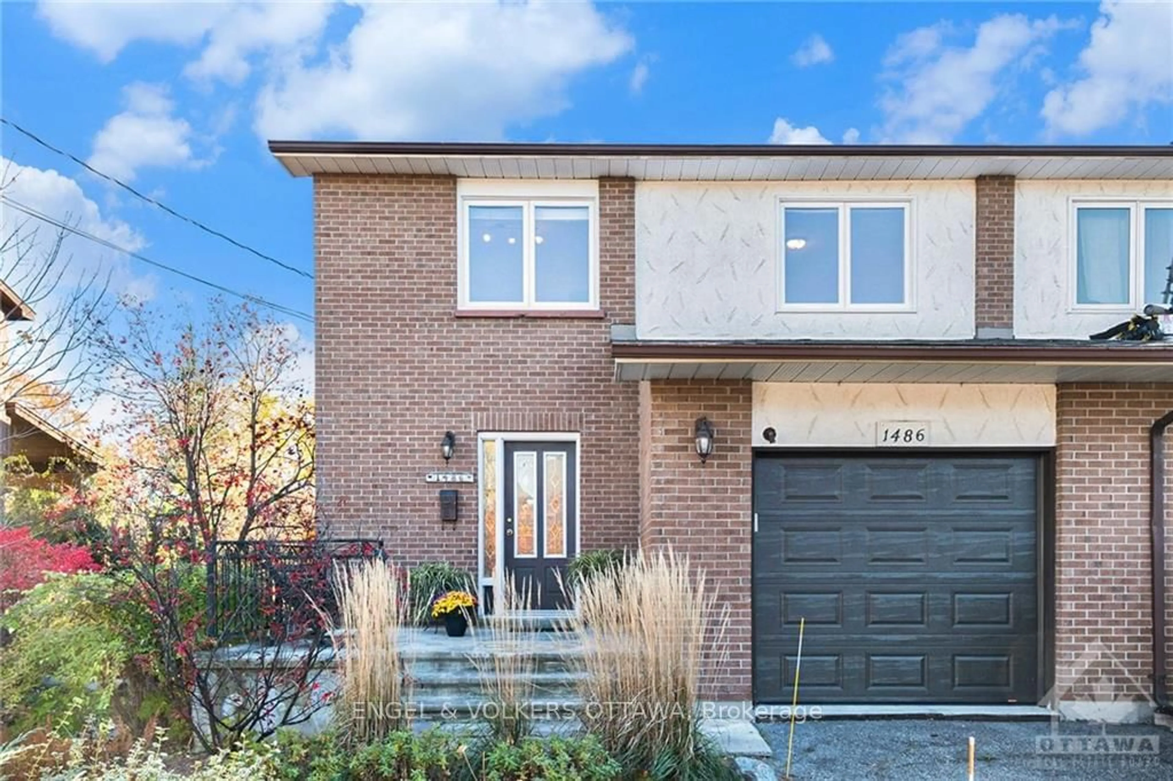 Home with brick exterior material for 1486 GOTH Ave, Blossom Park - Airport and Area Ontario K1T 1E4