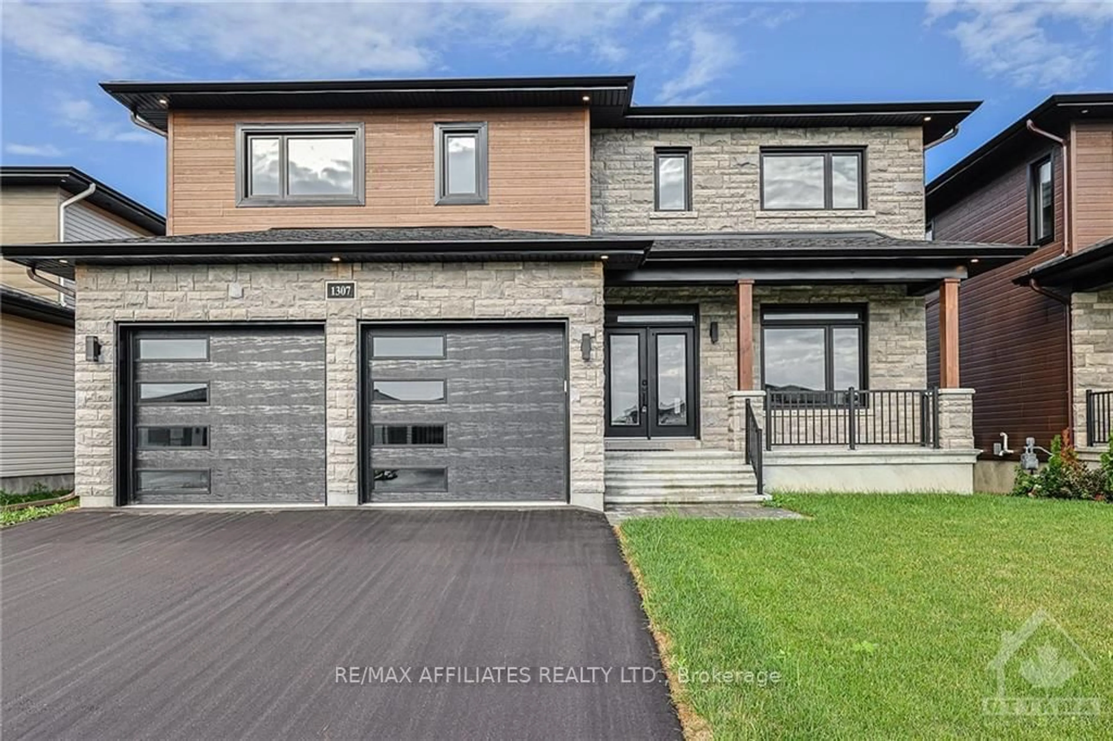 Home with brick exterior material for 1307 DIAMOND St, Clarence-Rockland Ontario K4K 0M6