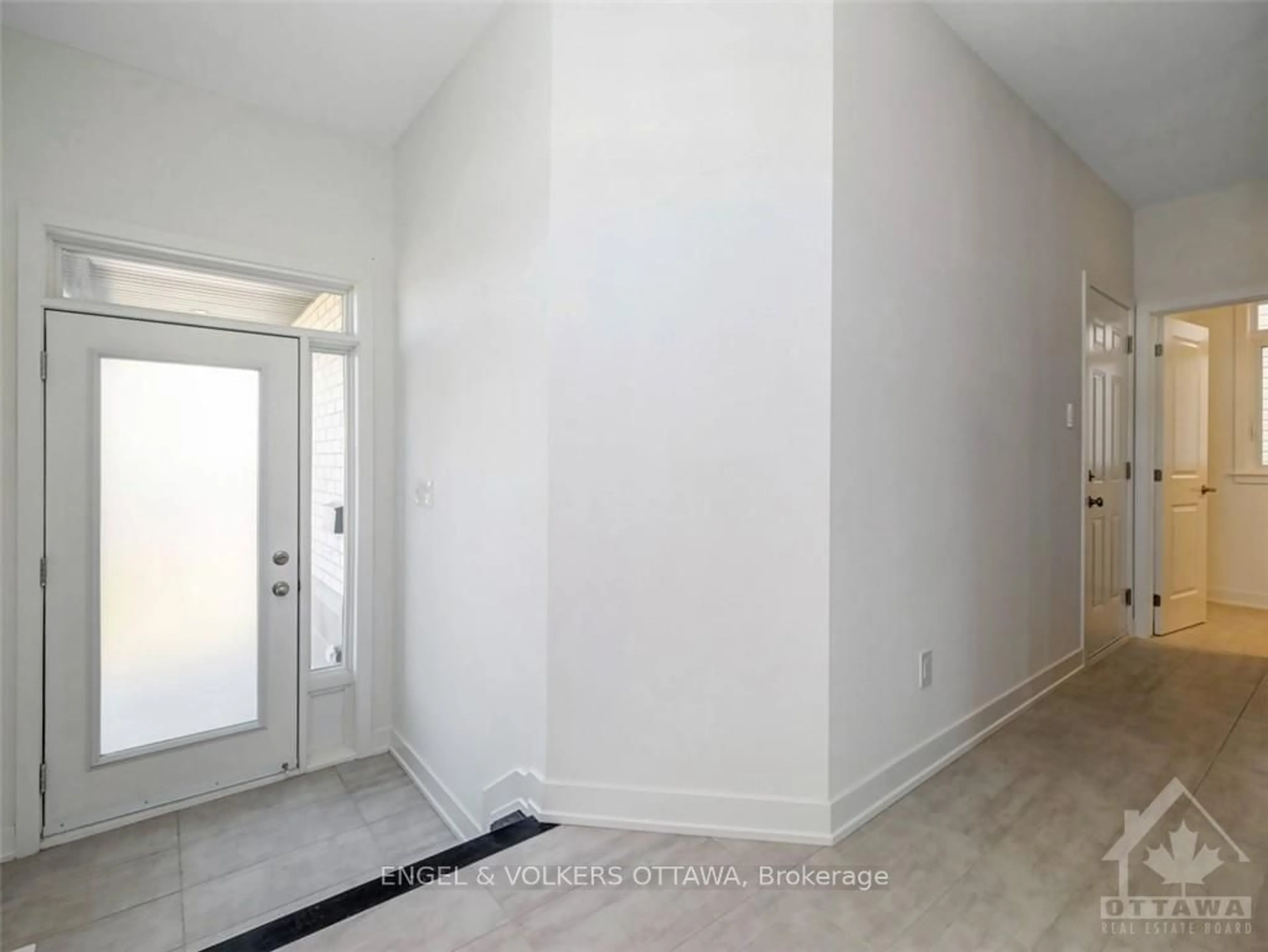 Indoor entryway, not visible floor for 330 MONTICELLO Ave, Kanata Ontario K2S 2S5