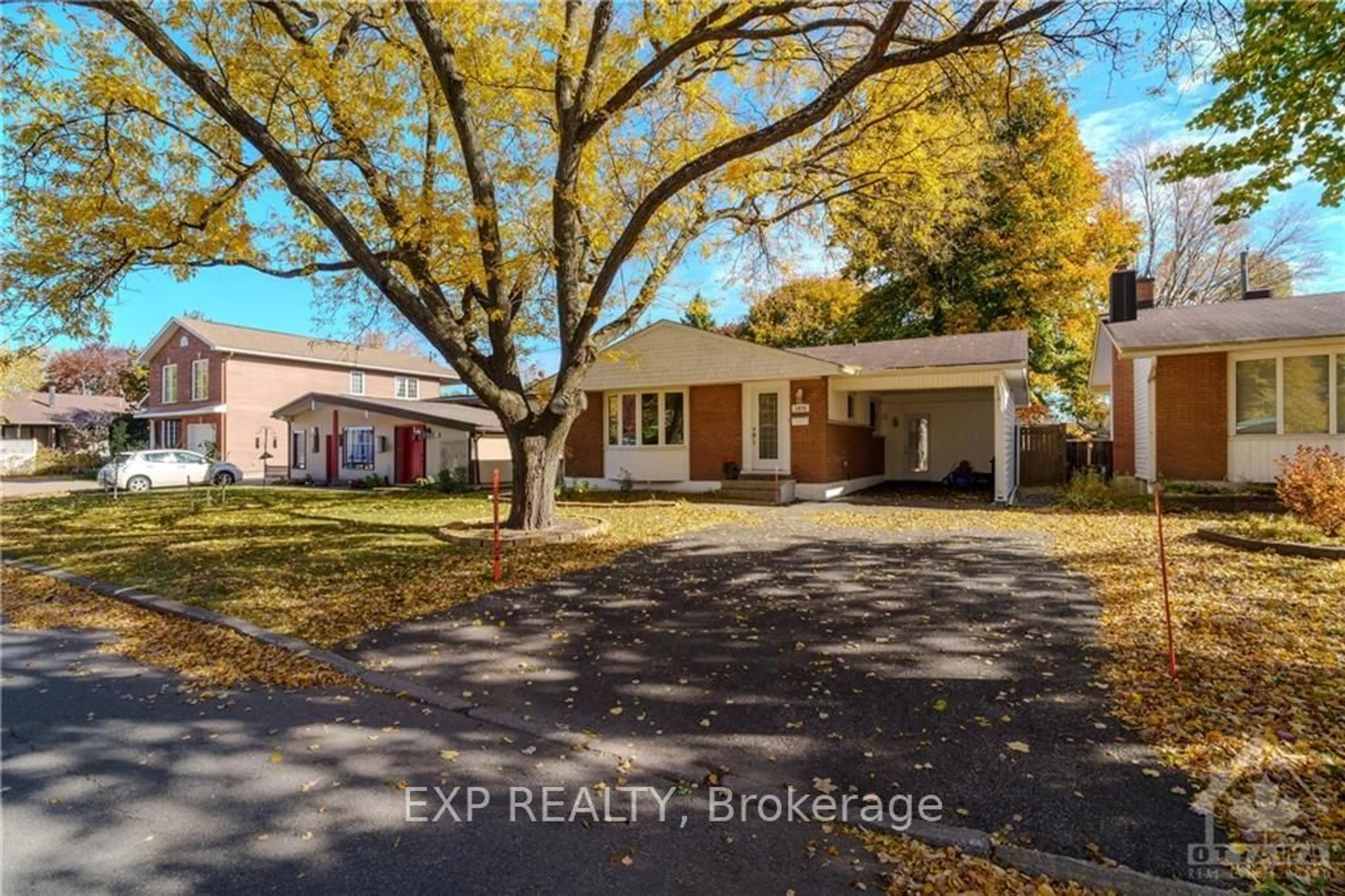 Frontside or backside of a home, cottage for 1978 FEATHERSTON Dr, Alta Vista and Area Ontario K1H 6P8