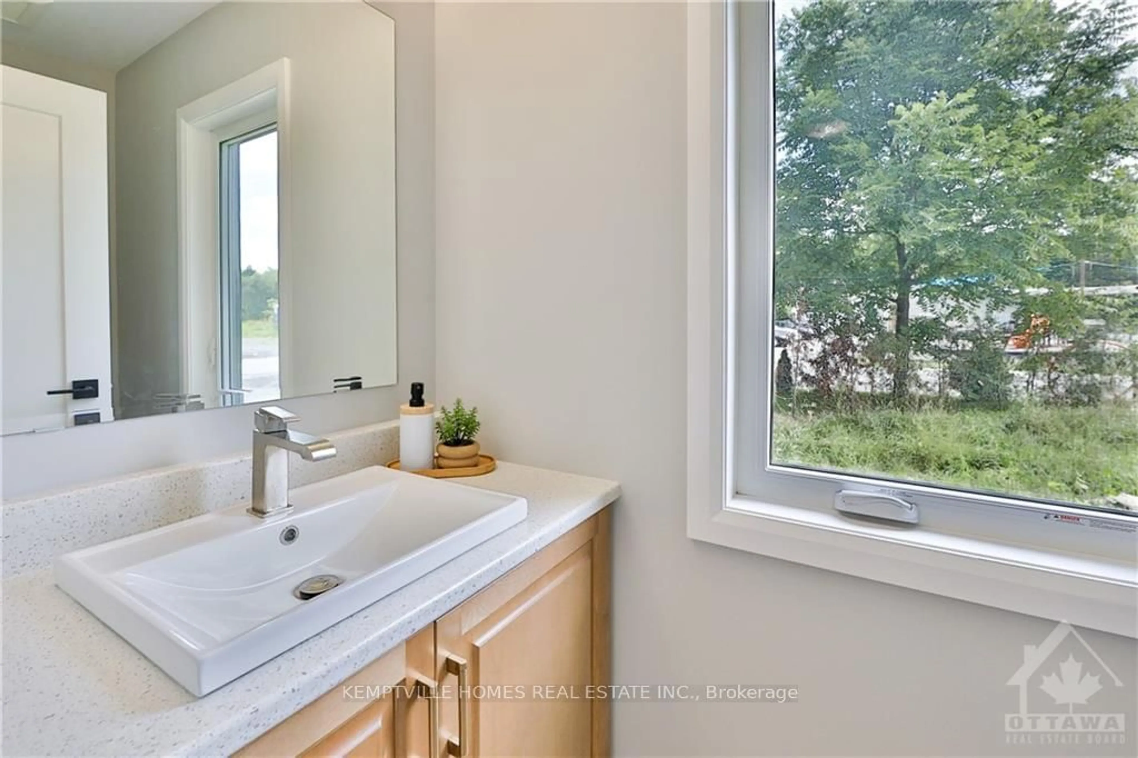 Contemporary bathroom, wood floors for 332 LEWIS W St, Merrickville-Wolford Ontario K0G 1N0